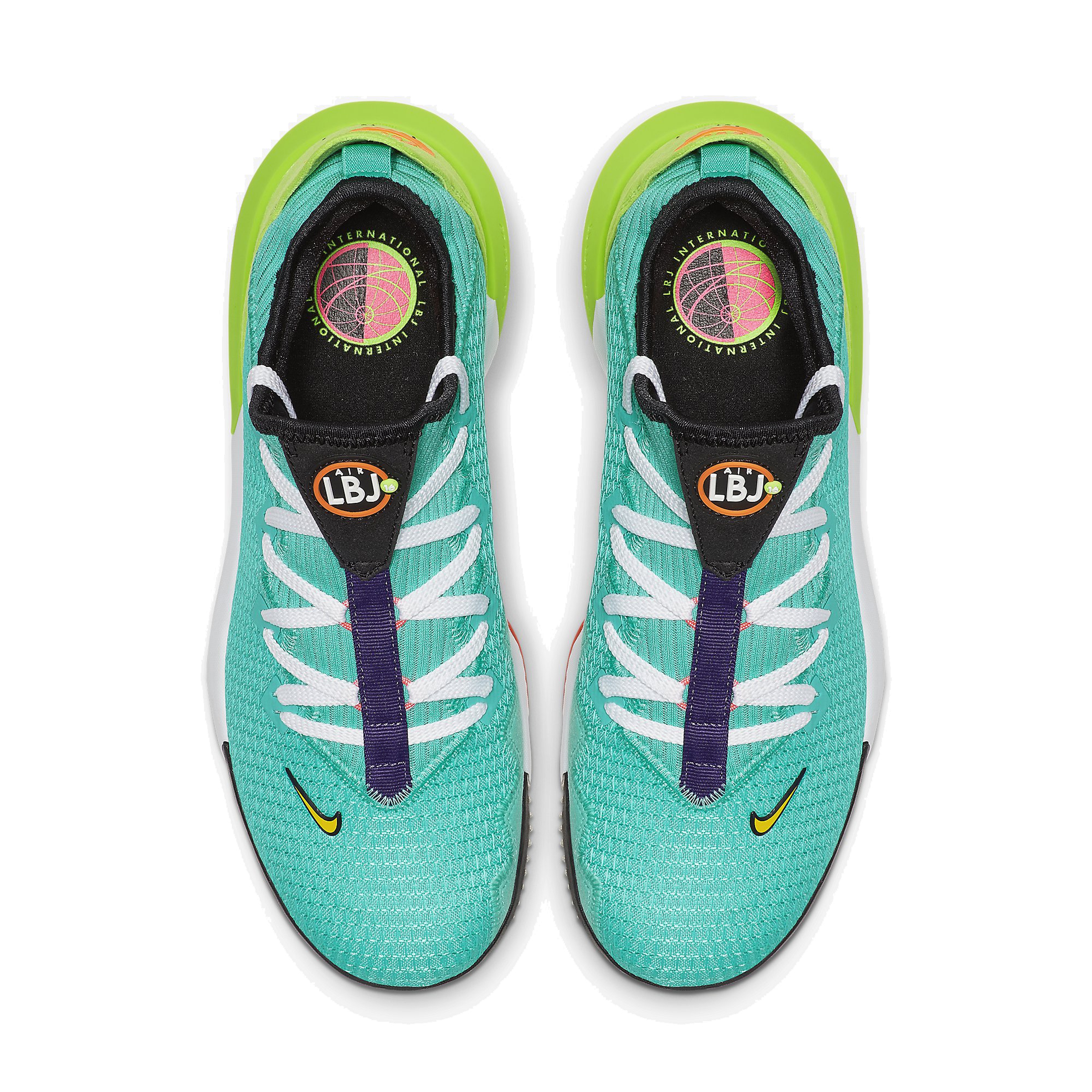 Nike LeBron James  XVI Low Erkek Basketbol Ayakkabısı