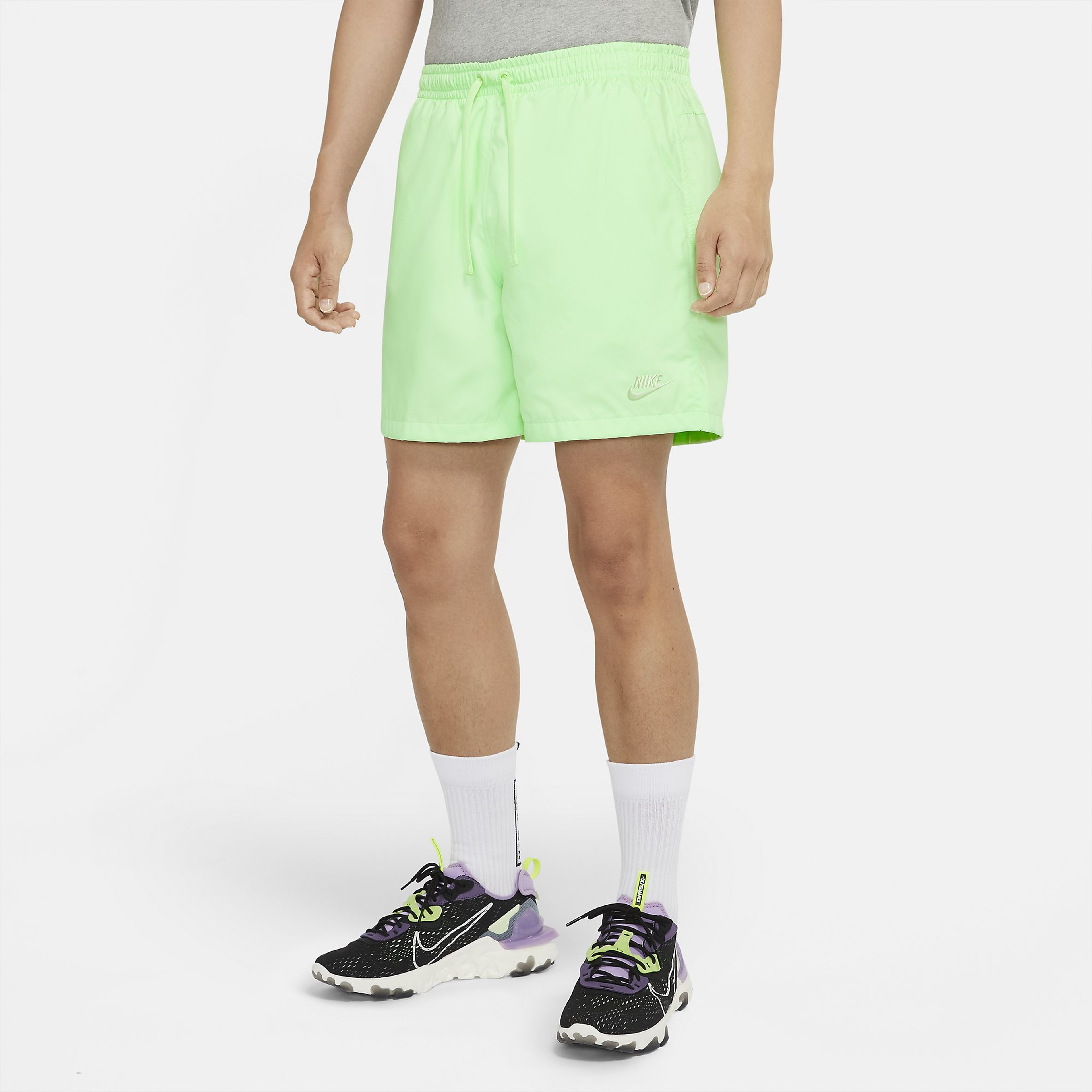 Nike Sportswear Woven Flow Mesh Lined Multidirectional Erkek Şort