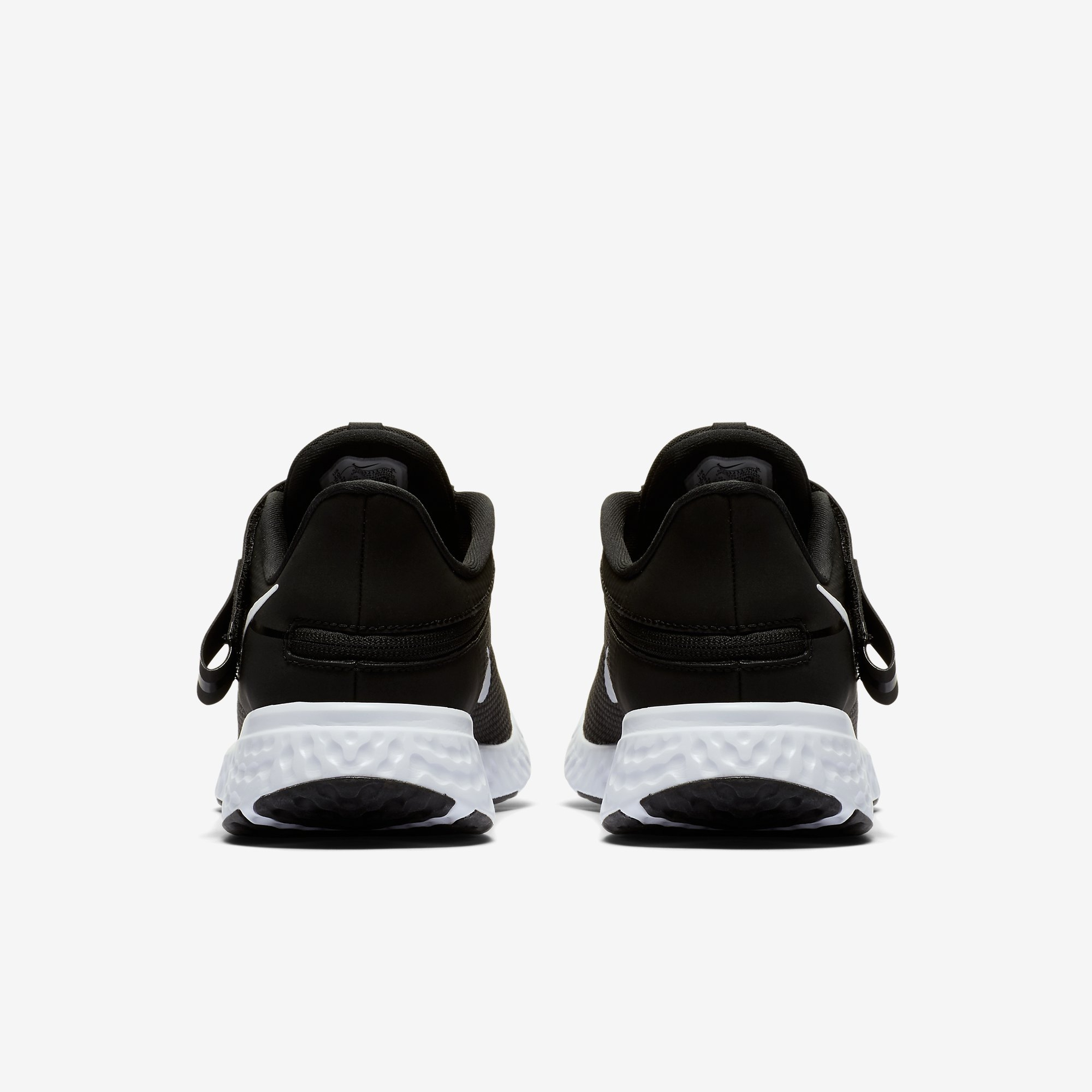 Nike Revolution 5 FlyEase Running Erkek Spor Ayakkabı