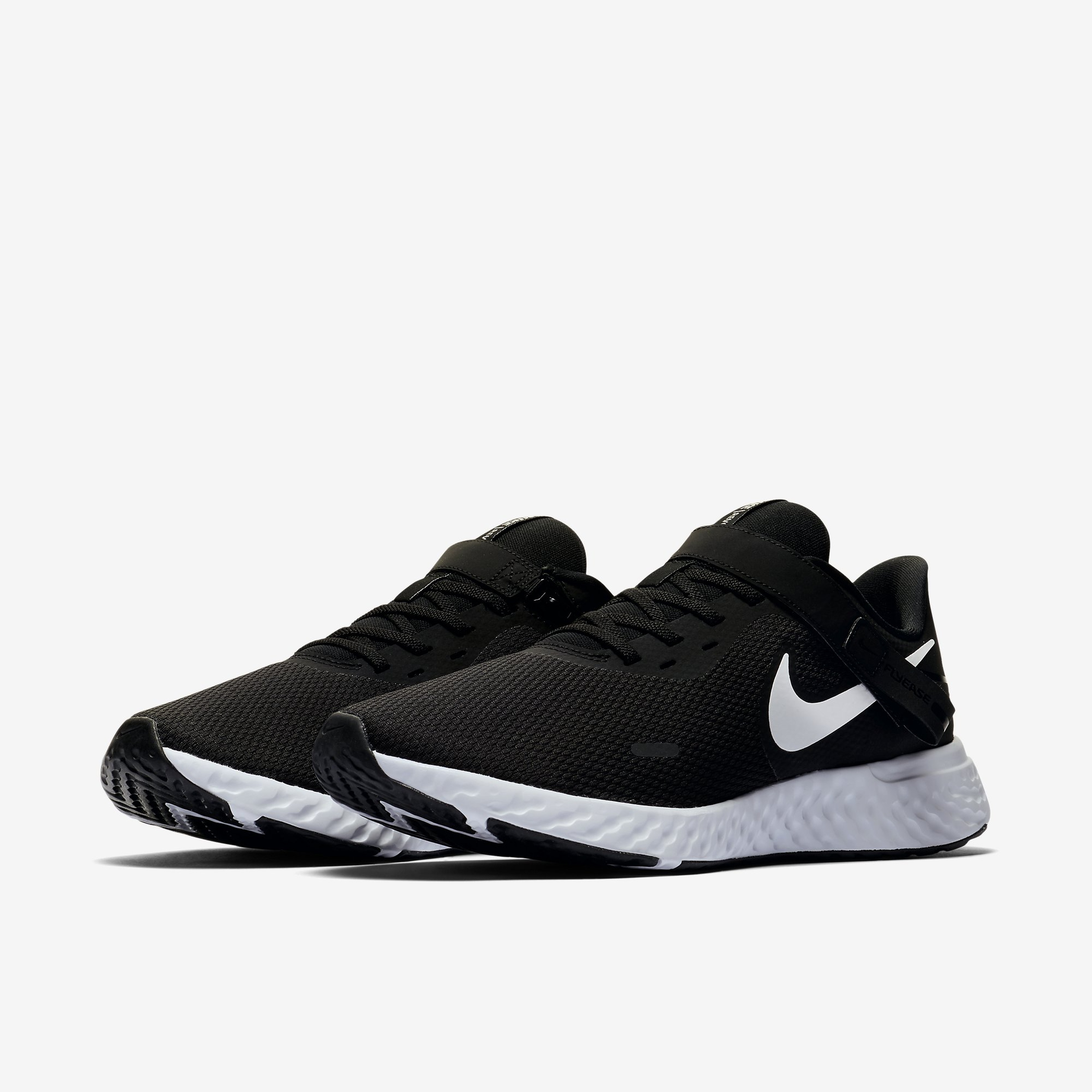 Nike Revolution 5 FlyEase Running Erkek Spor Ayakkabı