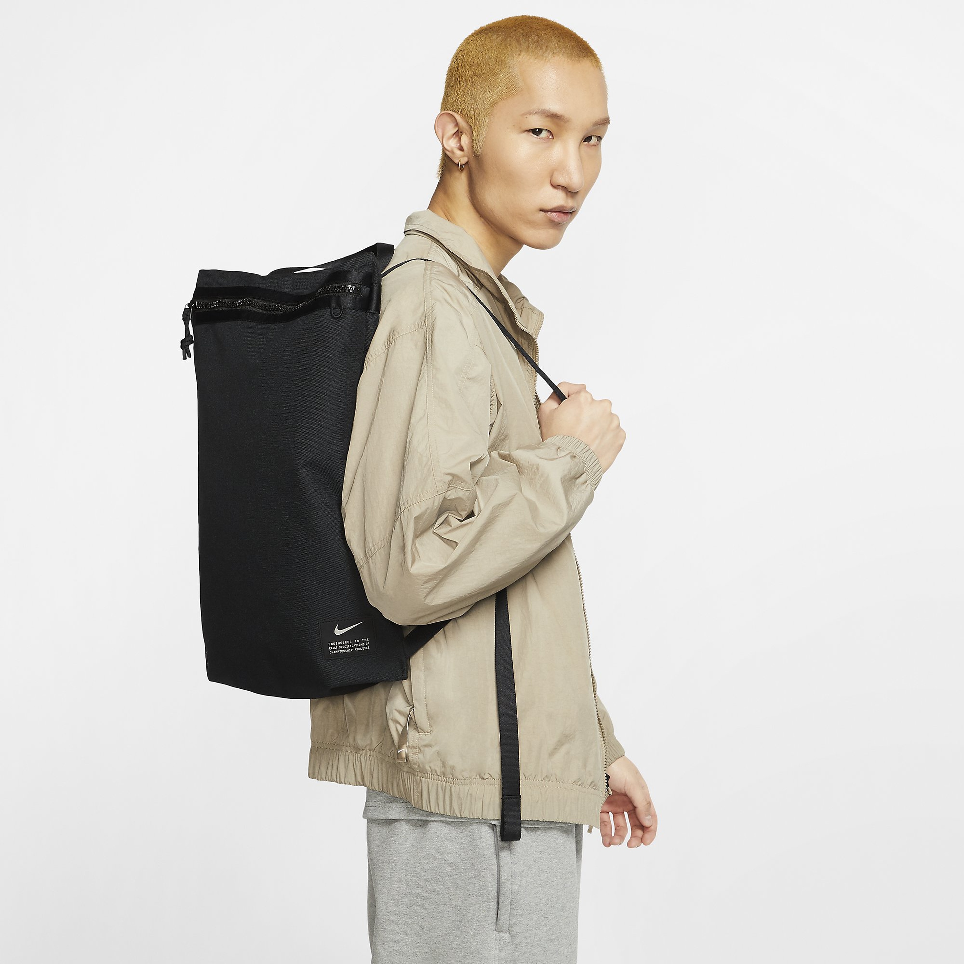 Nike Utility Training (17 L) Erkek Sırt Çantası