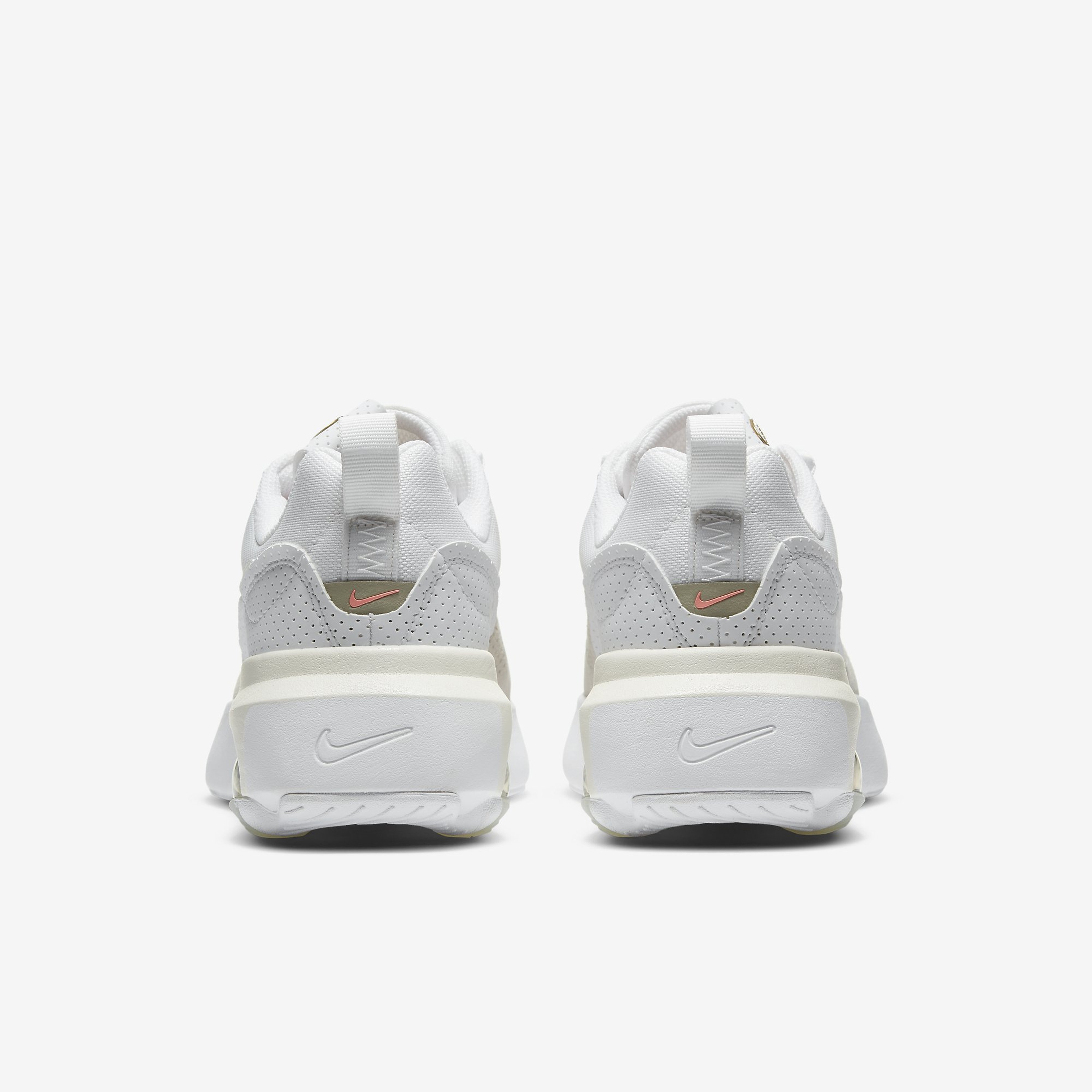 Nike Air Max Verona Kadın Spor Ayakkabı