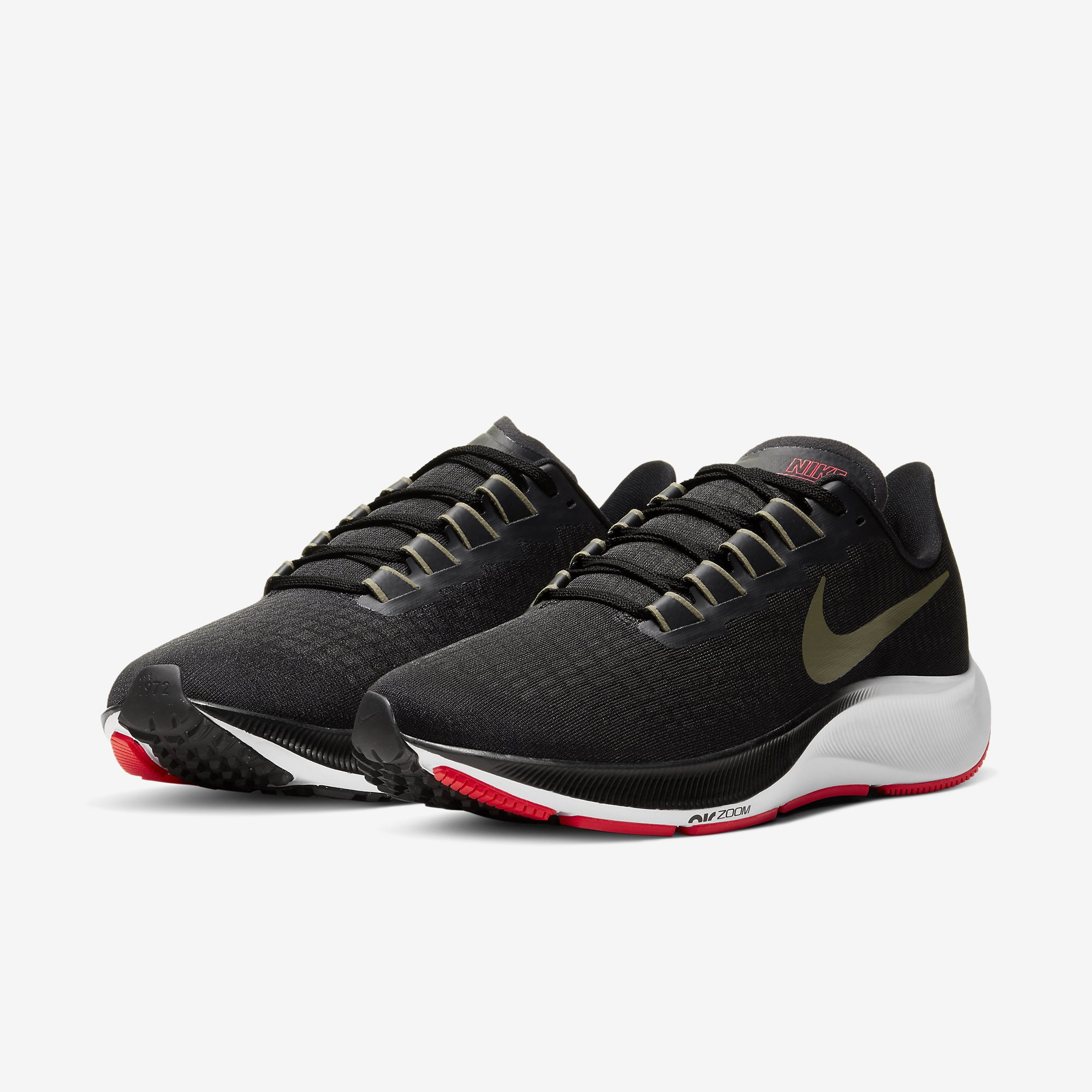 Nike Air Zoom Pegasus 37 Running Erkek Spor Ayakkabı