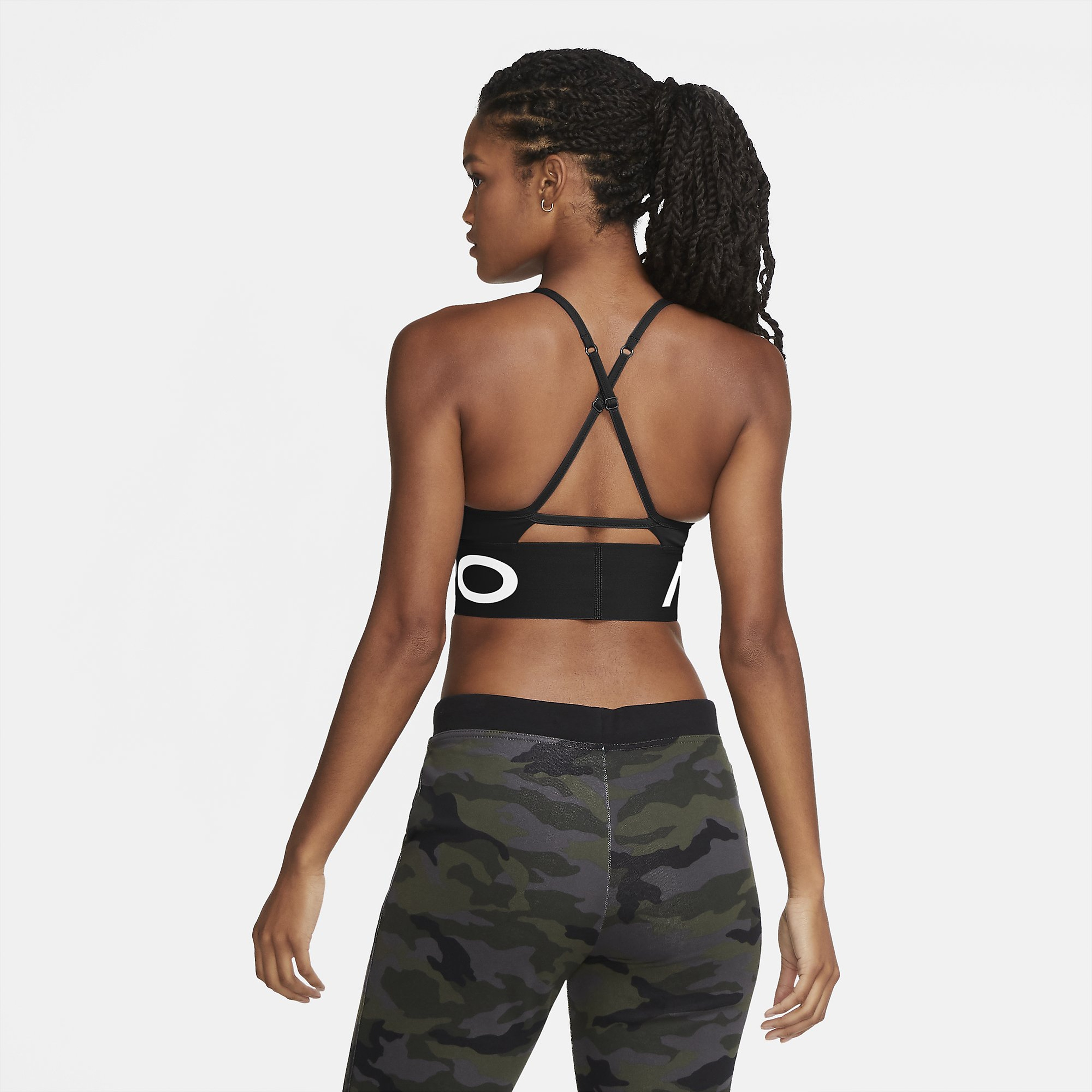 Nike Pro Indy Light-Support Sports Kadın Büstiyer