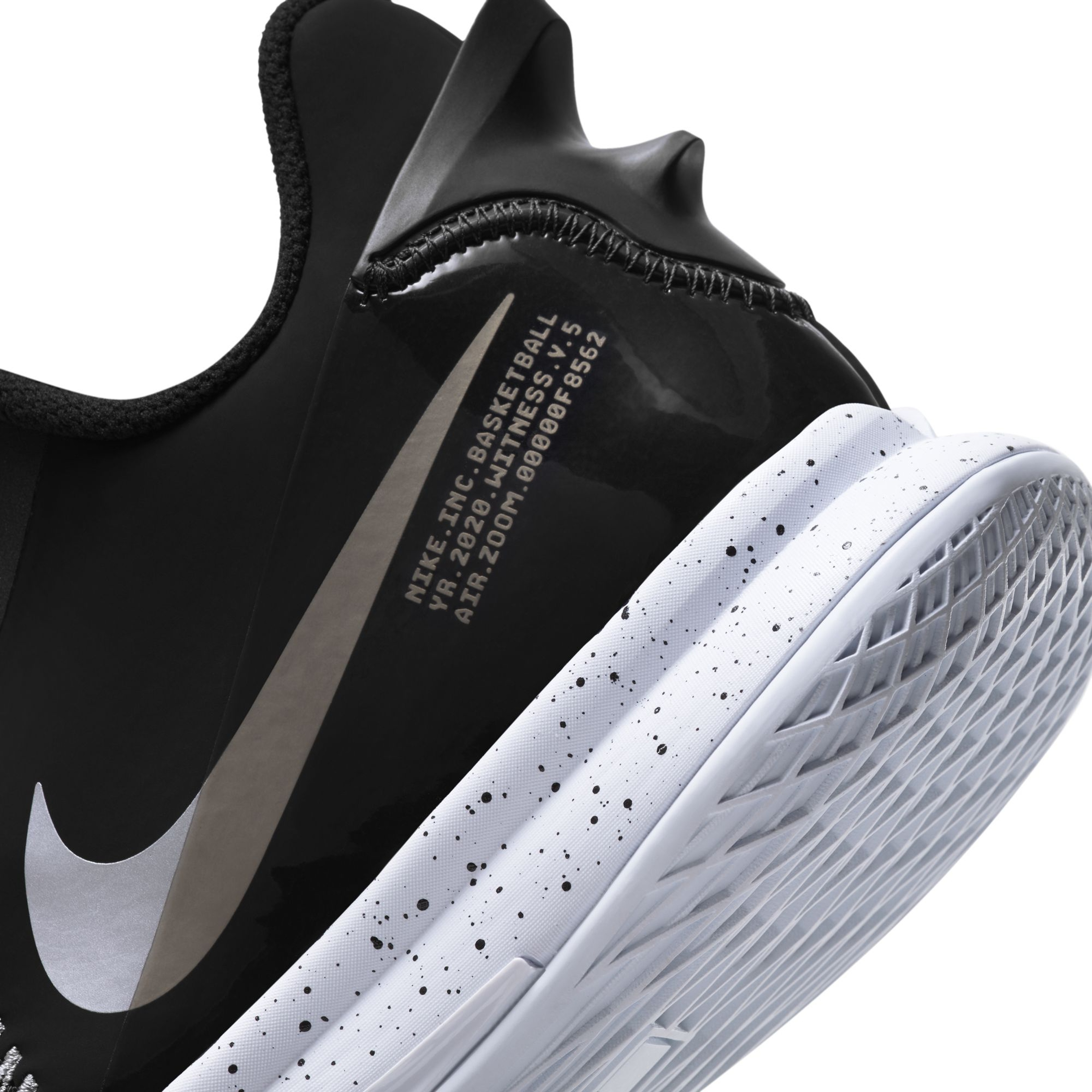 Nike LeBron James Witness V Erkek Basketbol Ayakkabısı