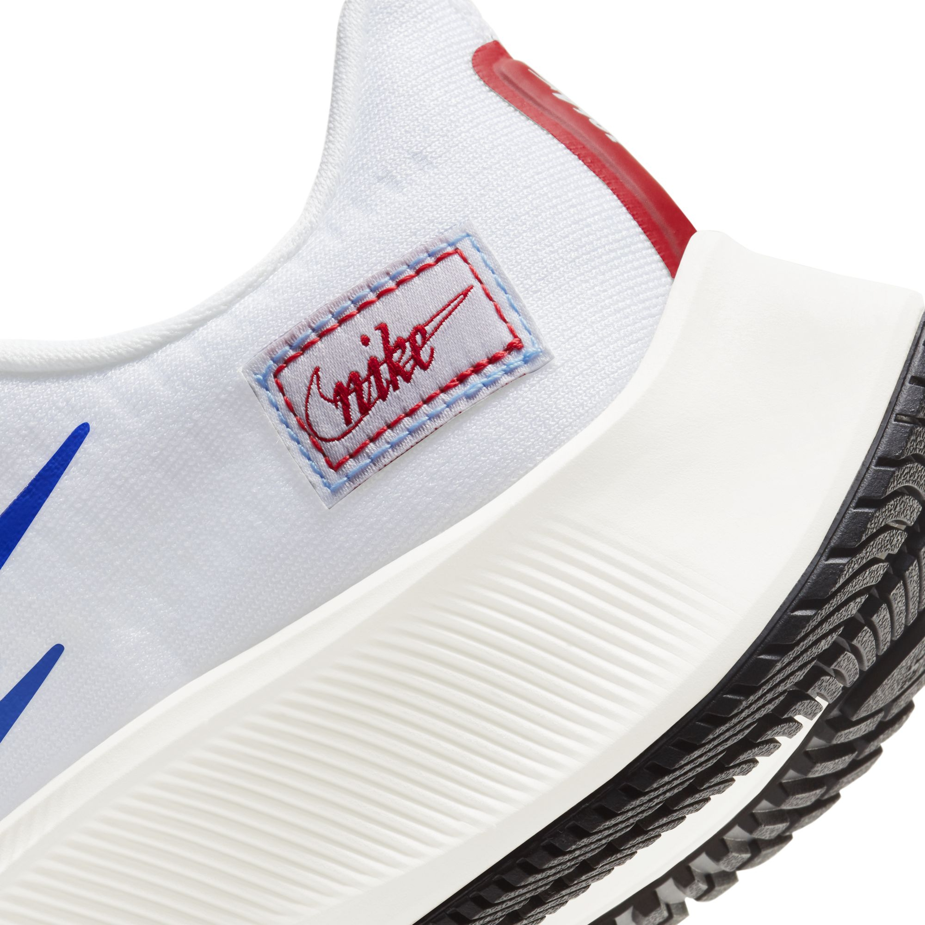 Nike Air Zoom Pegasus 37 Premium Running Erkek Spor Ayakkabı