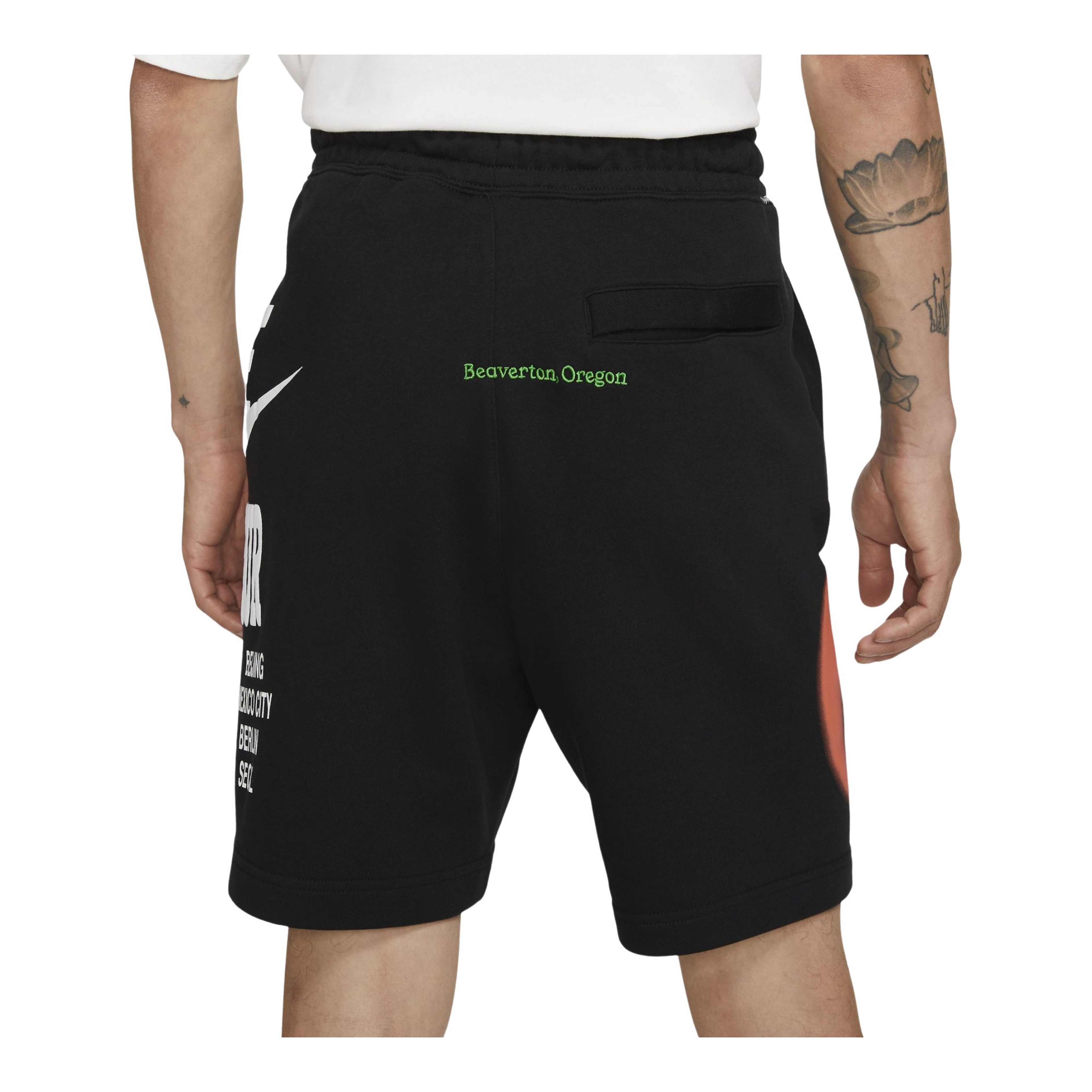 Nike Sportswear World Tour French Terry Erkek Şort