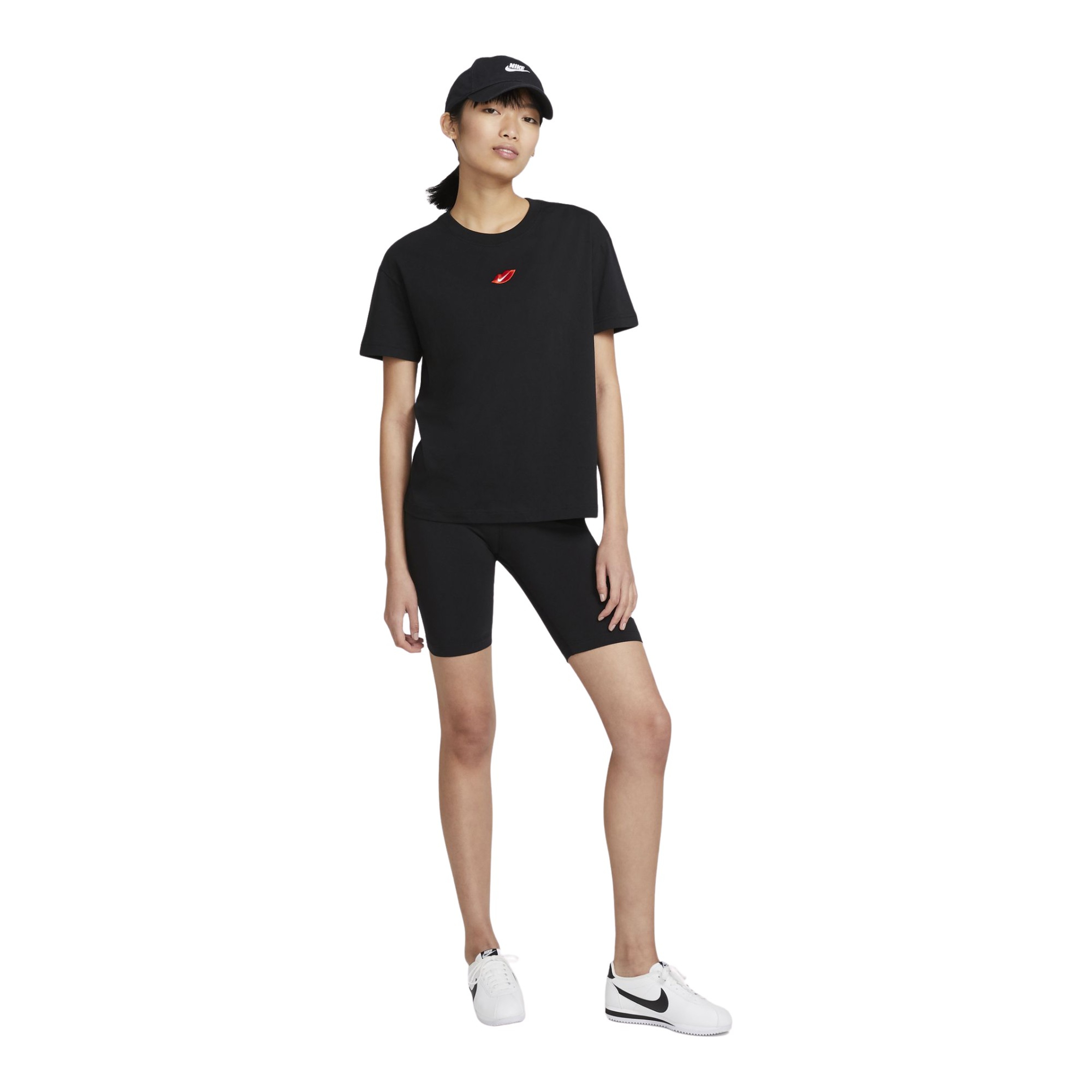 Nike Sportswear Boyfriend Love Short-Sleeve Kadın Tişört