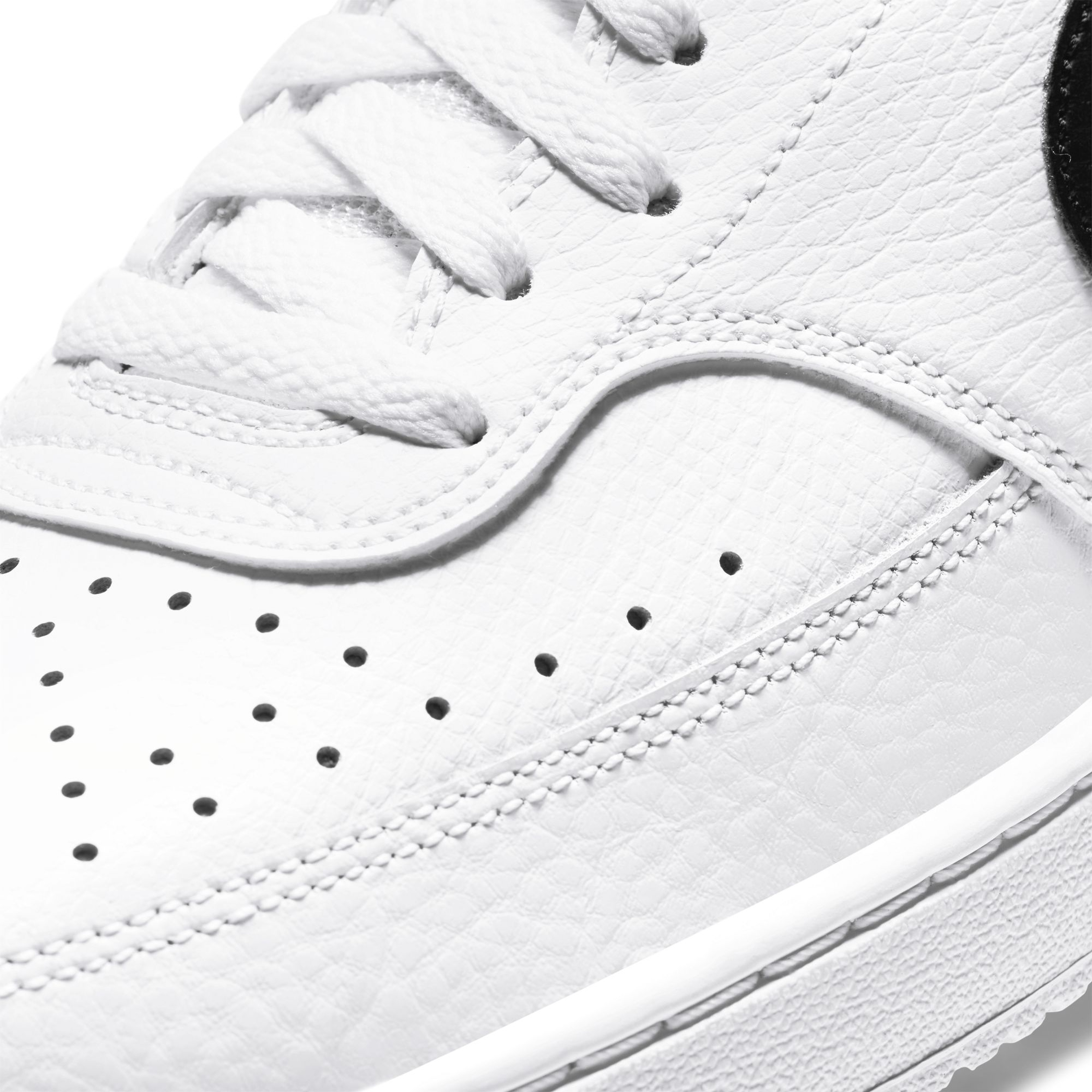 Nike Court Vision Low Erkek Spor Ayakkabı