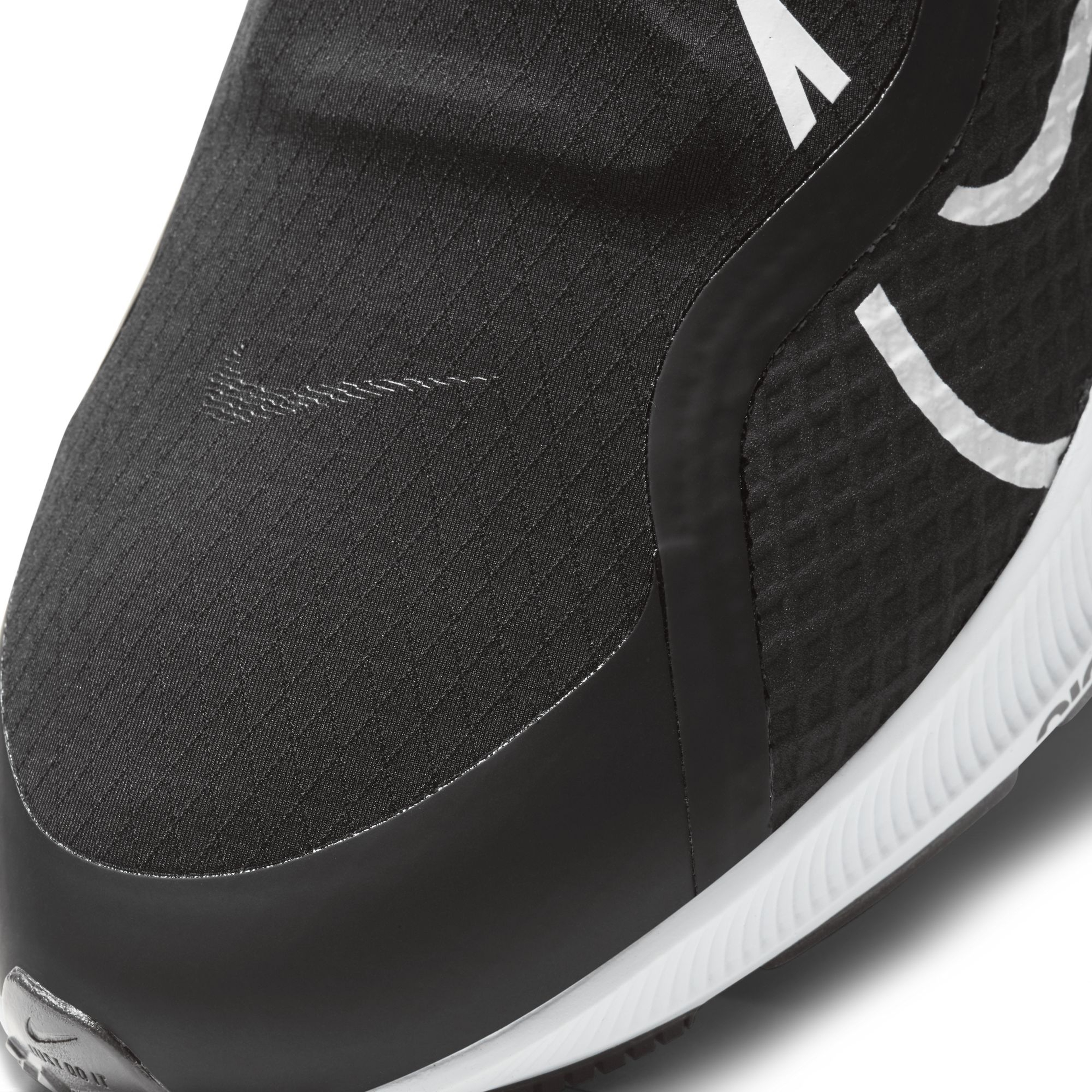 Nike Air Zoom Pegasus 37 Shield Running Erkek Spor Ayakkabı
