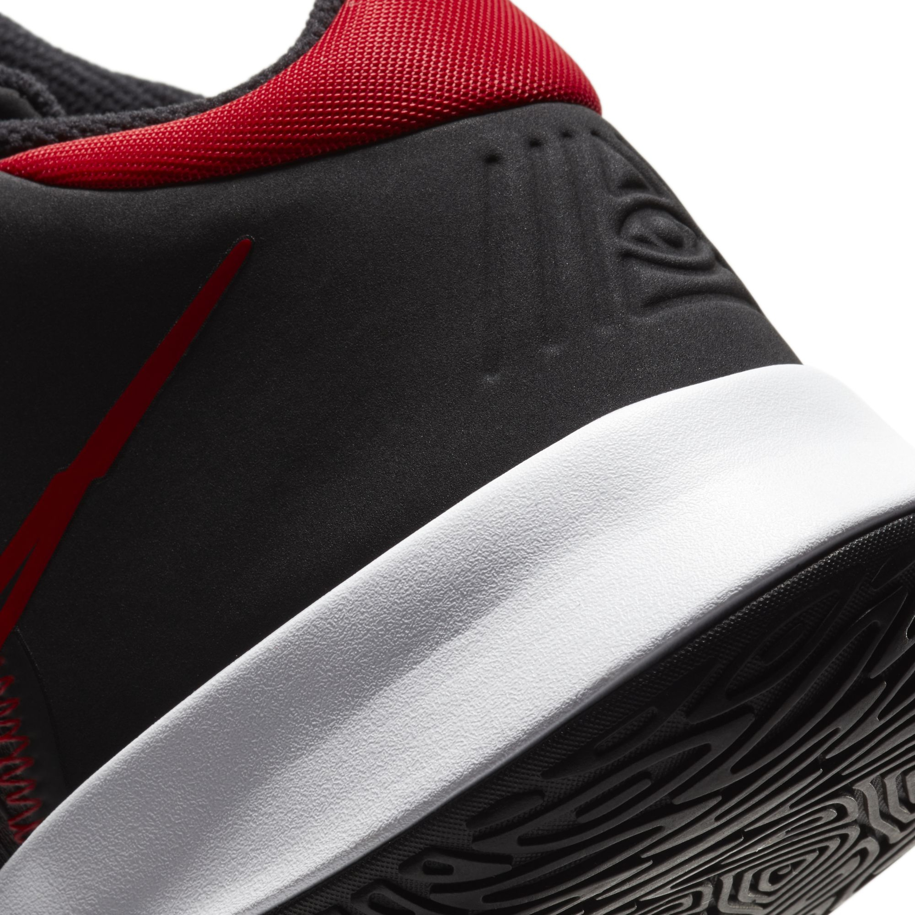 Nike Kyrie Flytrap IV Erkek Basketbol Ayakkabısı