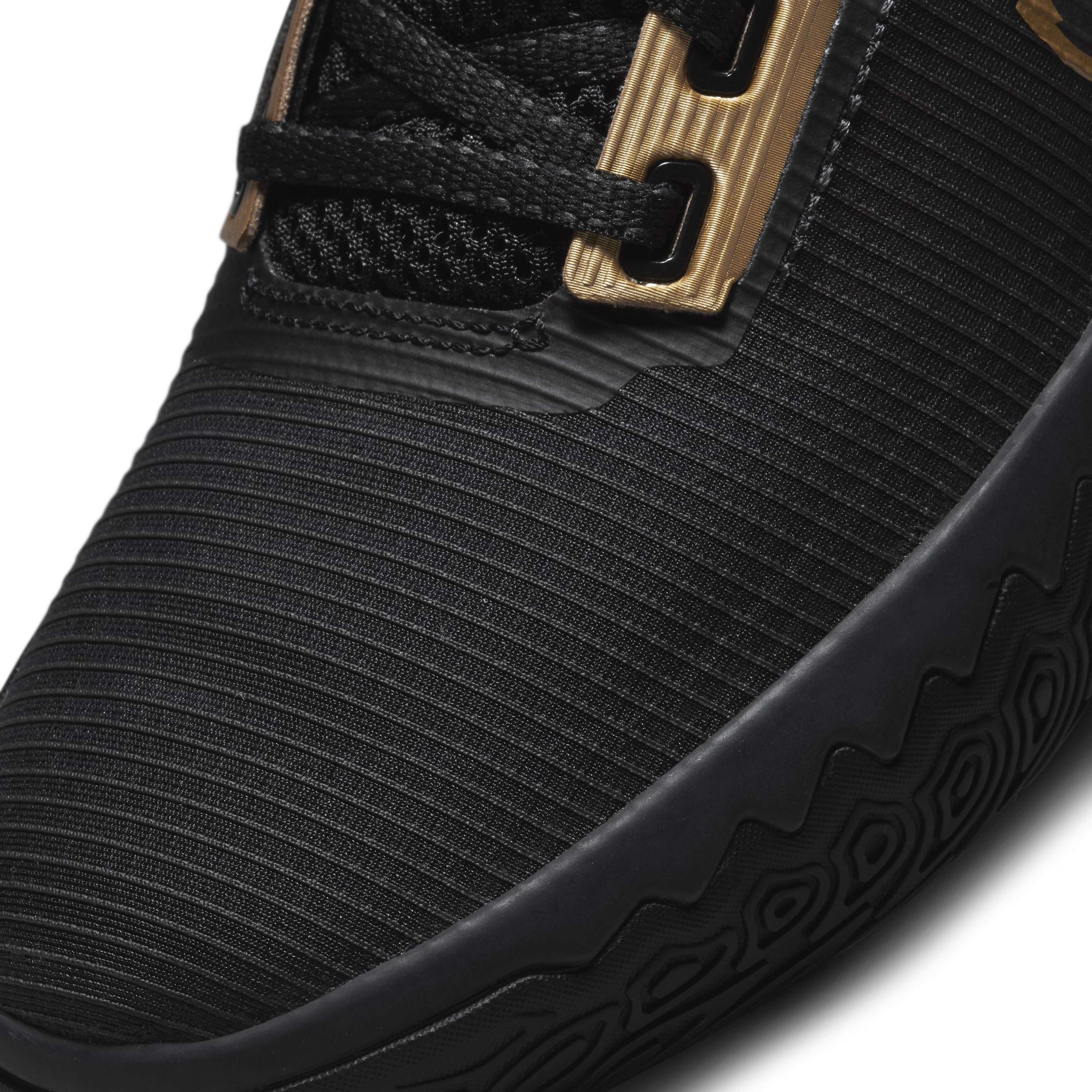 Nike Kyrie Flytrap IV Erkek Basketbol Ayakkabısı