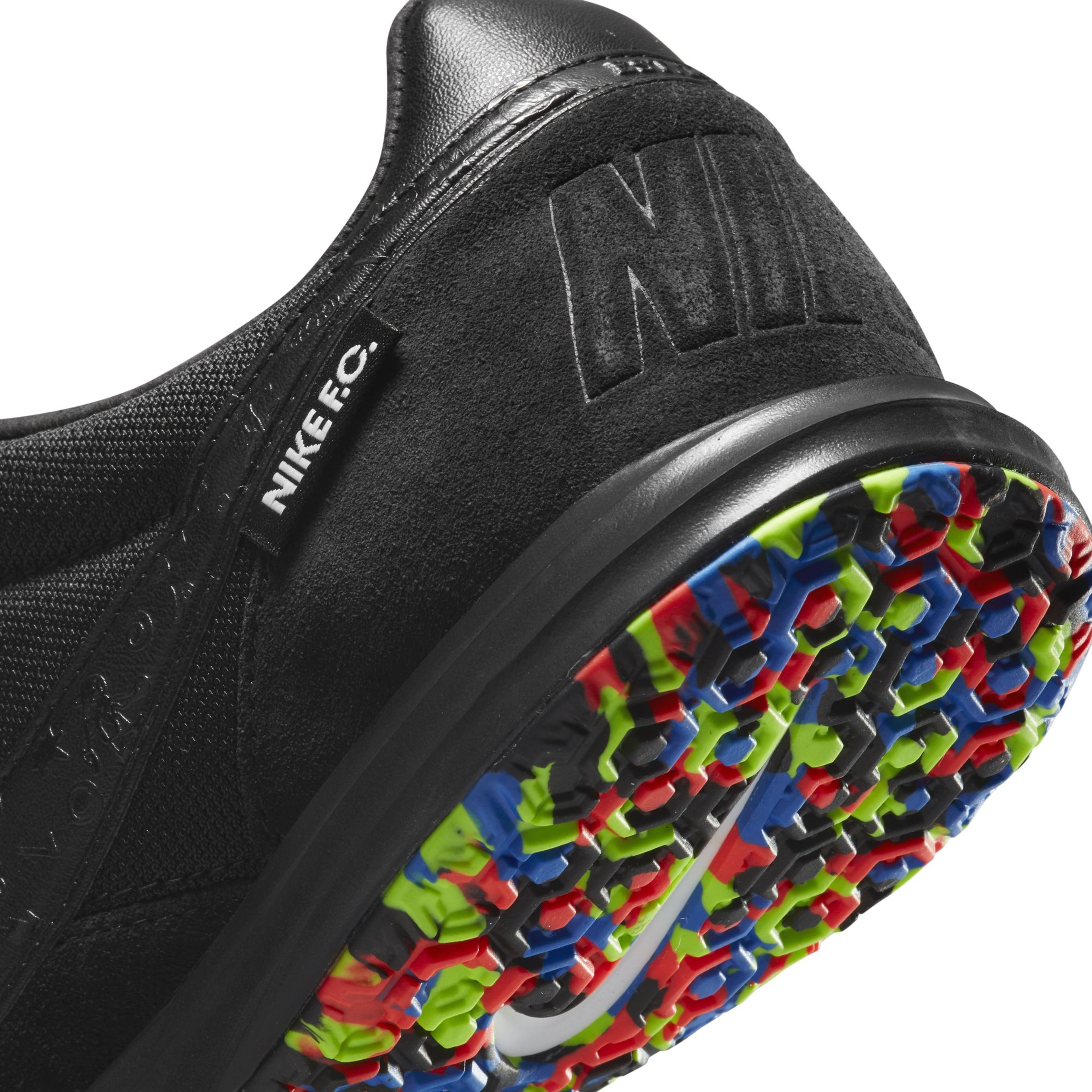 Nike Premier 2 Sala IC Indoor Court Erkek Halı Saha Ayakkabı
