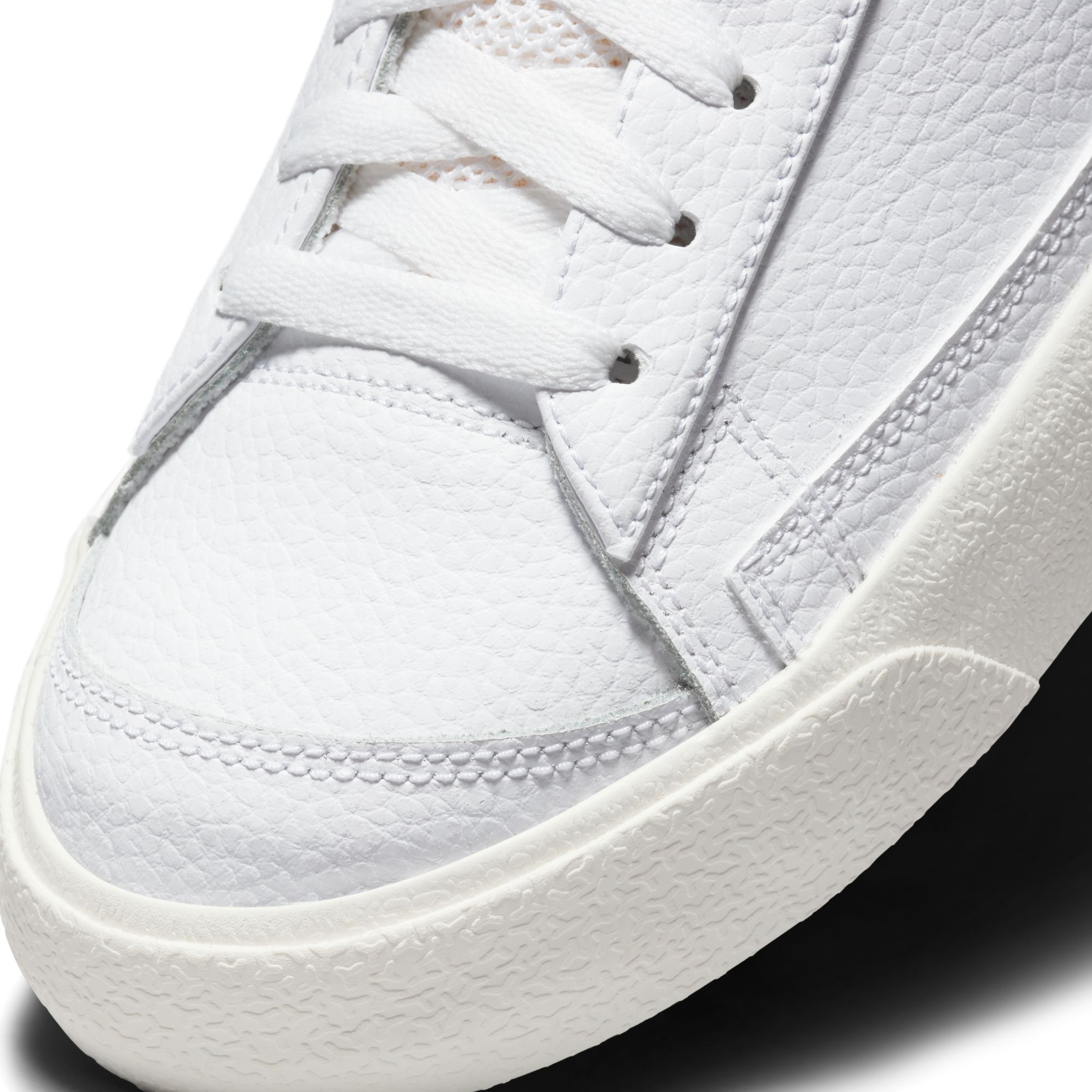 Nike Blazer Low '77 SU21 Erkek Spor Ayakkabı