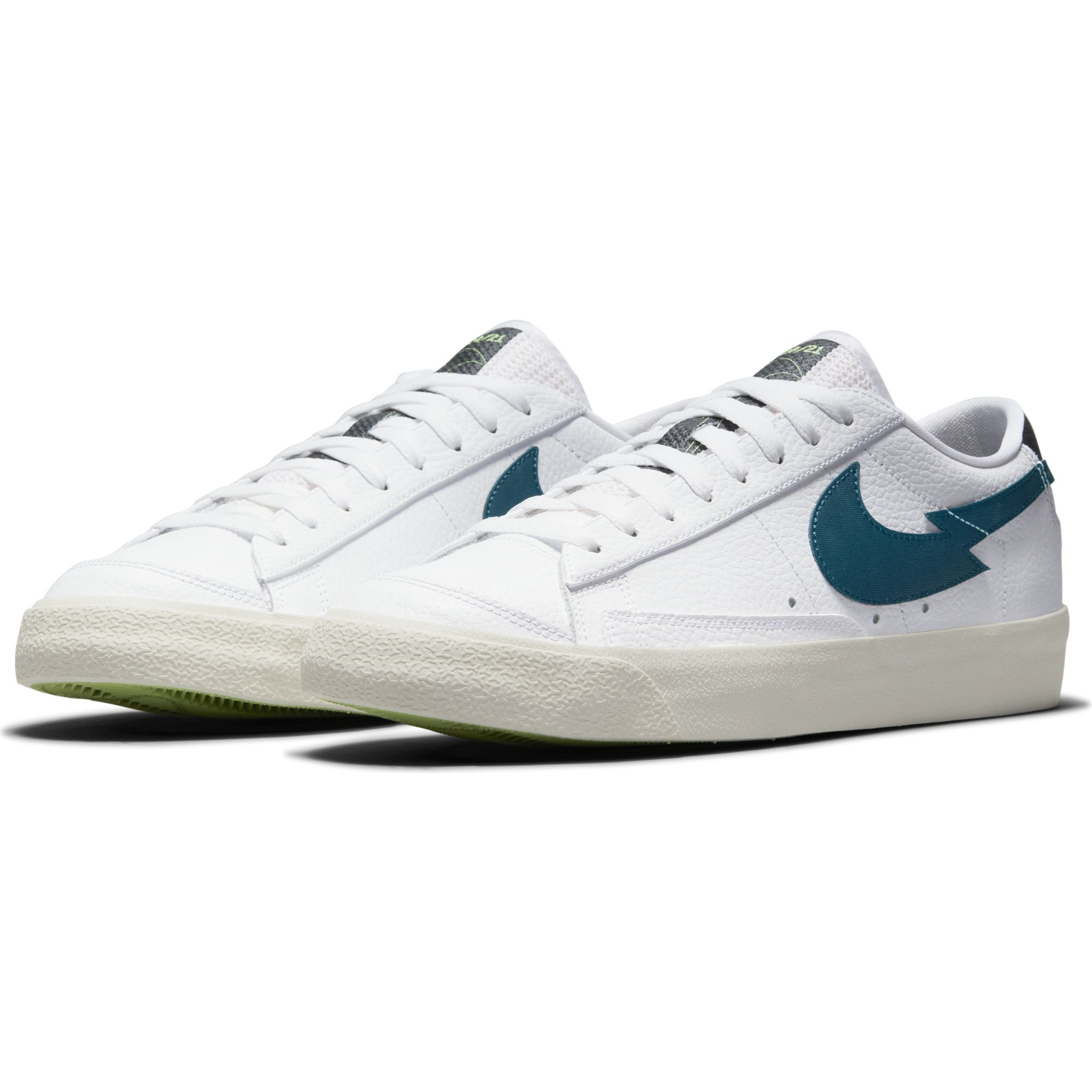 Nike Blazer Low '77 SU21 Erkek Spor Ayakkabı
