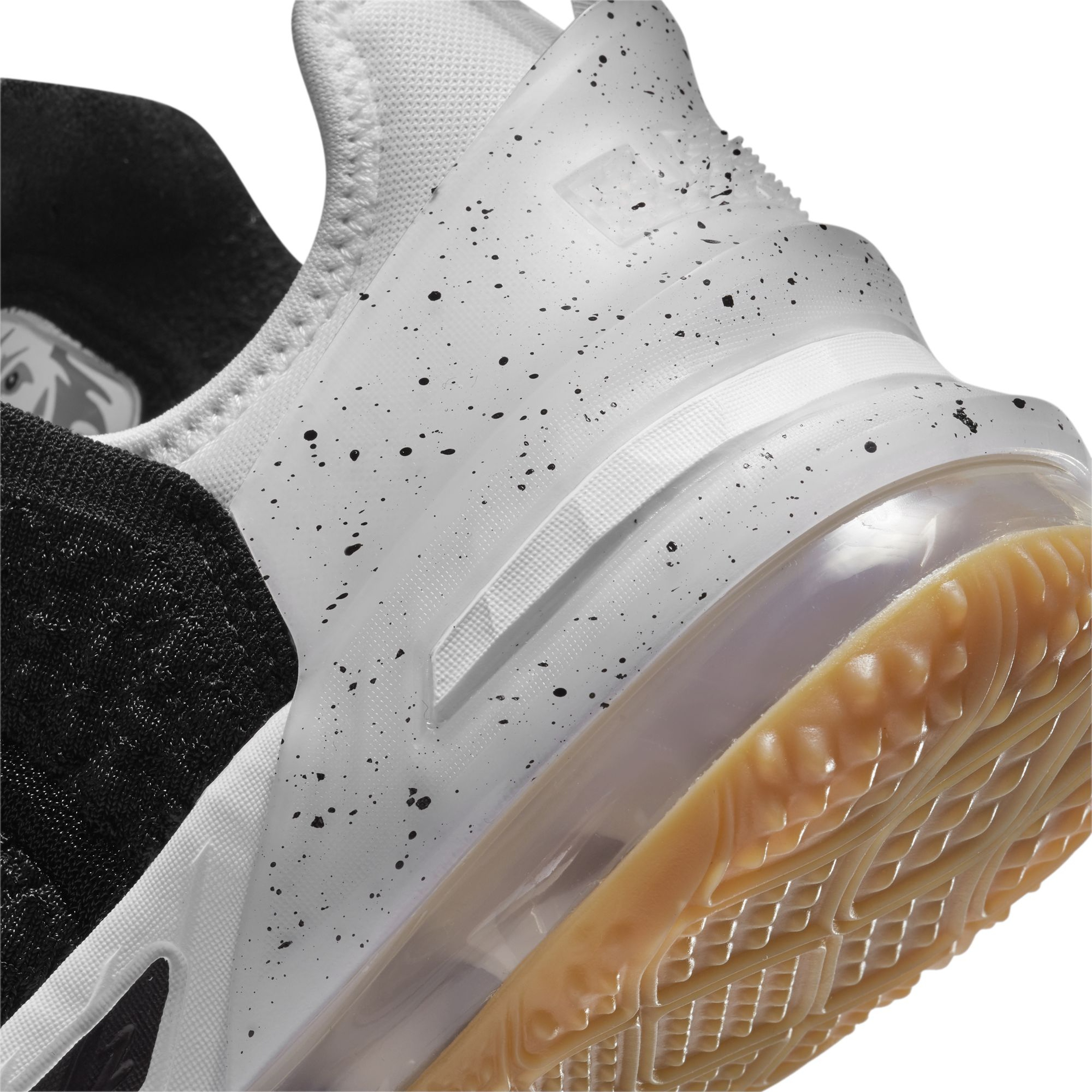 Nike LeBron James XVIII (GS) Basketbol Ayakkabısı | Barçın
