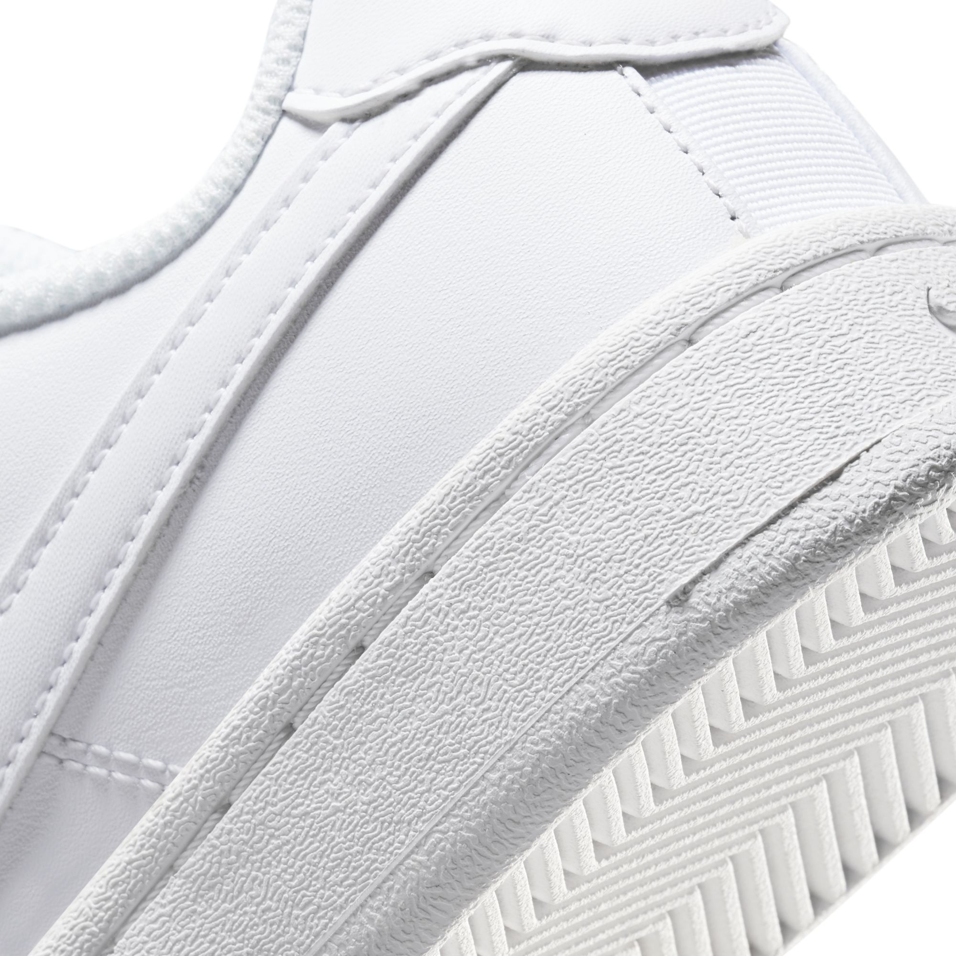 Nike Court Royale 2 Kadın Spor Ayakkabı