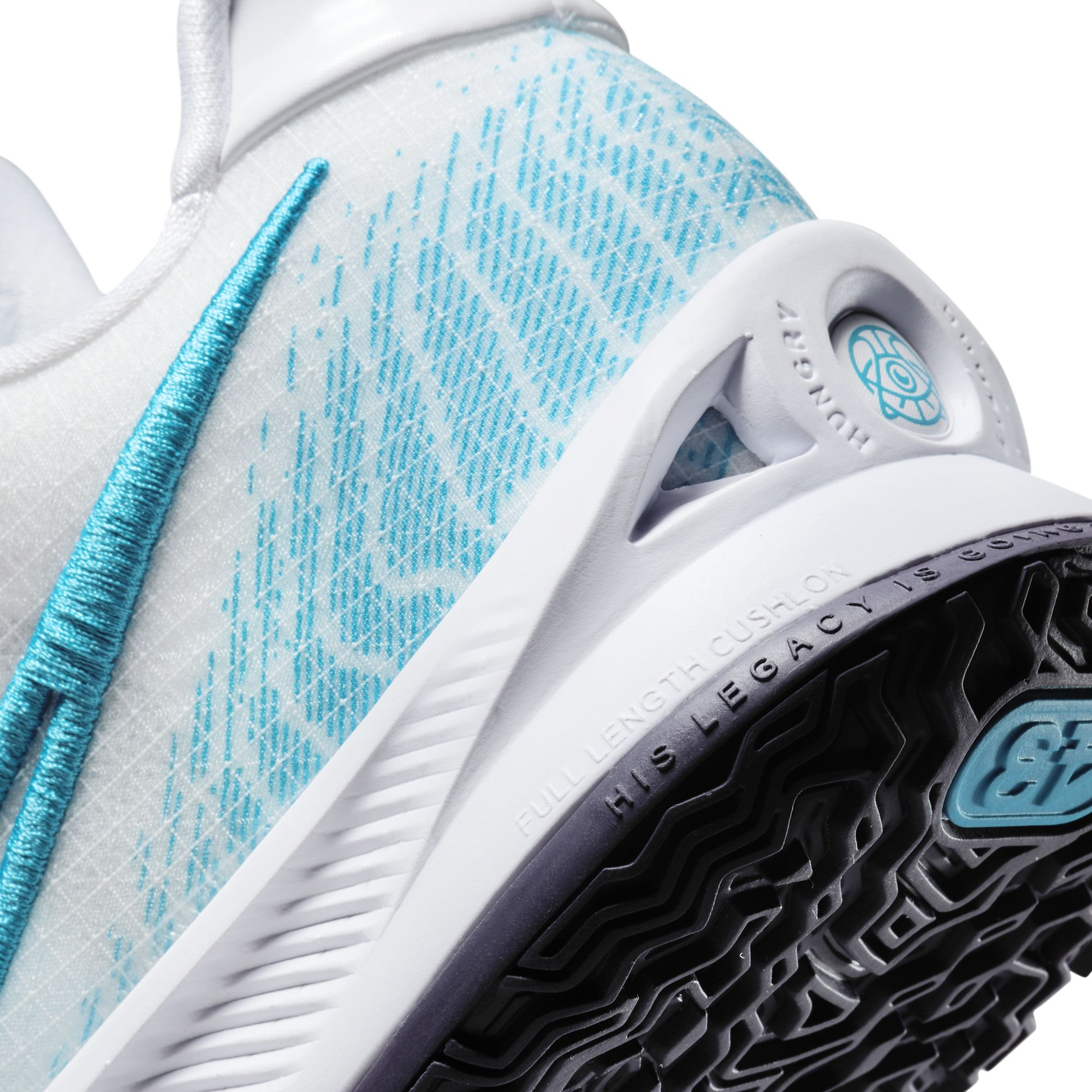 Nike Kyrie Low 4 Erkek Basketbol Ayakkabısı