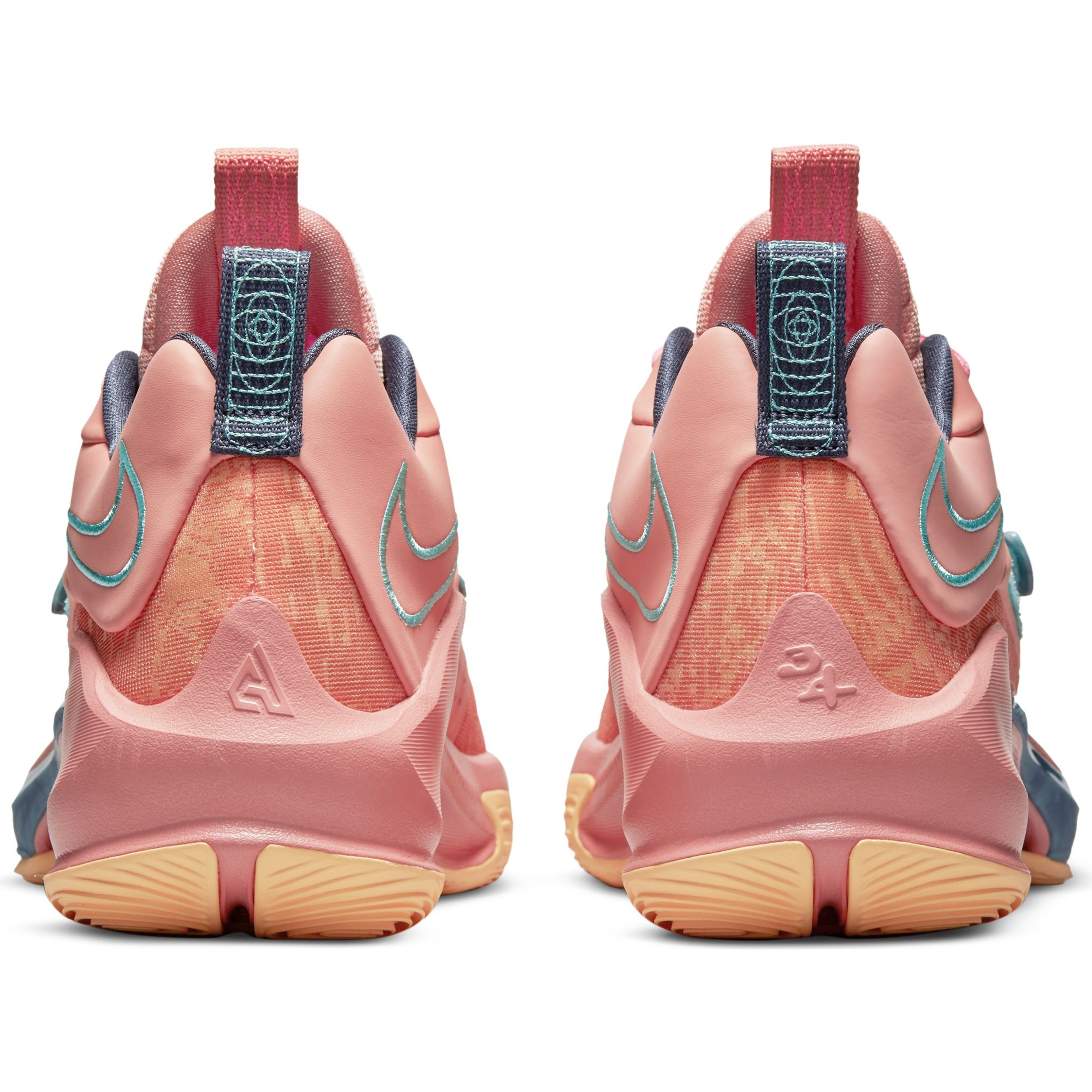 Nike Zoom Freak 3 Erkek Basketbol Ayakkabısı