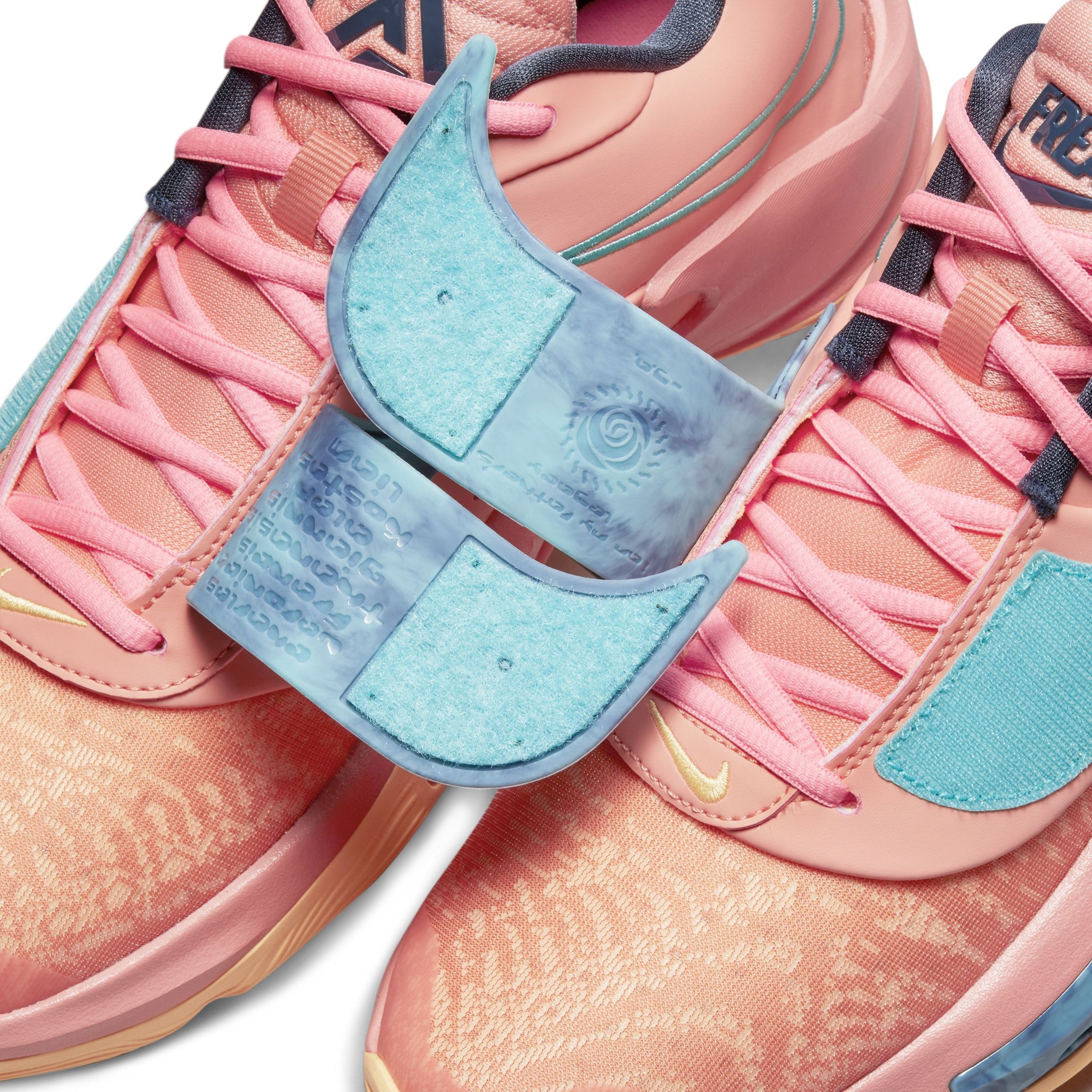 Nike Zoom Freak 3 Erkek Basketbol Ayakkabısı