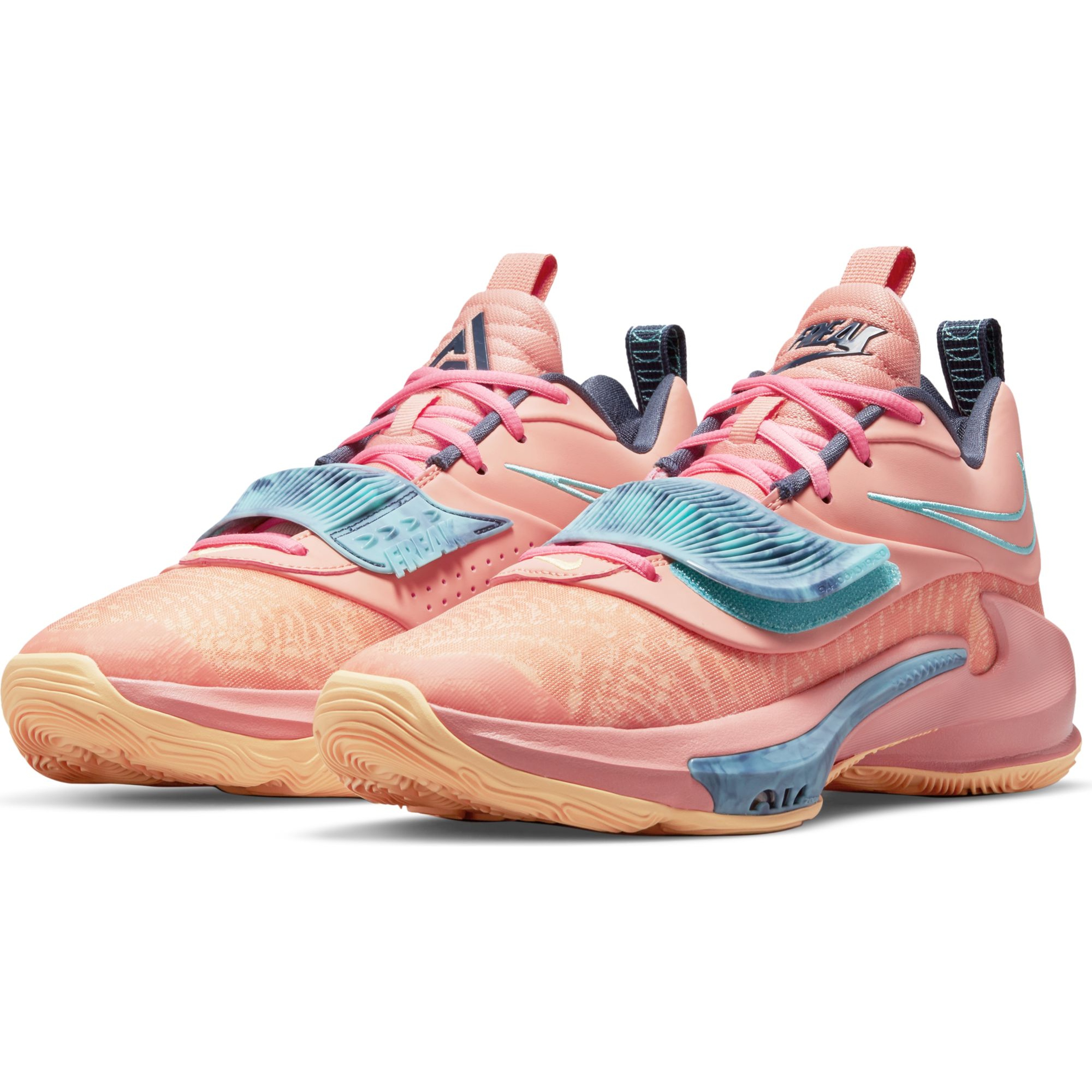 Nike Zoom Freak 3 Erkek Basketbol Ayakkabısı