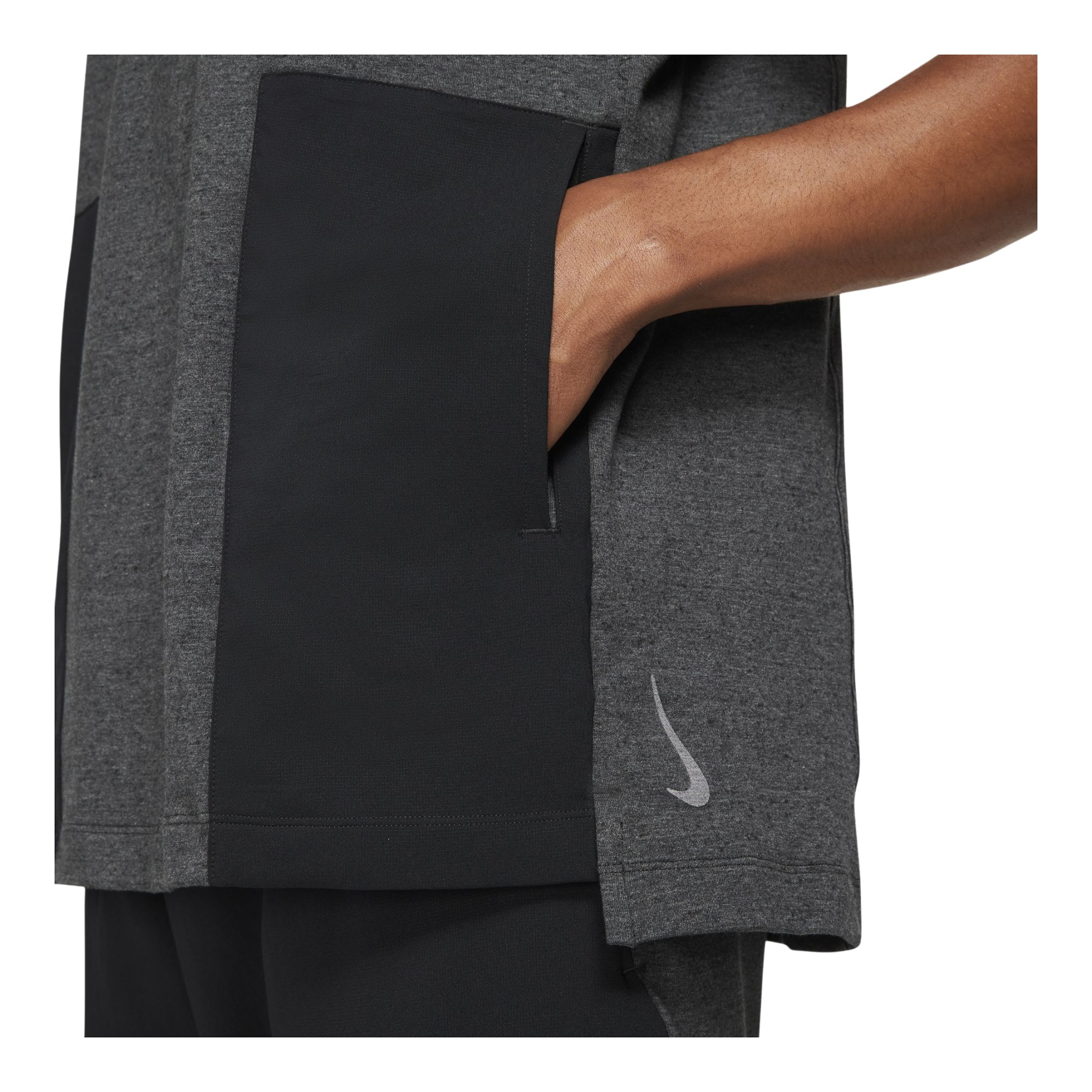 Nike Dri-Fit Yoga Statement Short-Sleeve Erkek Tişört