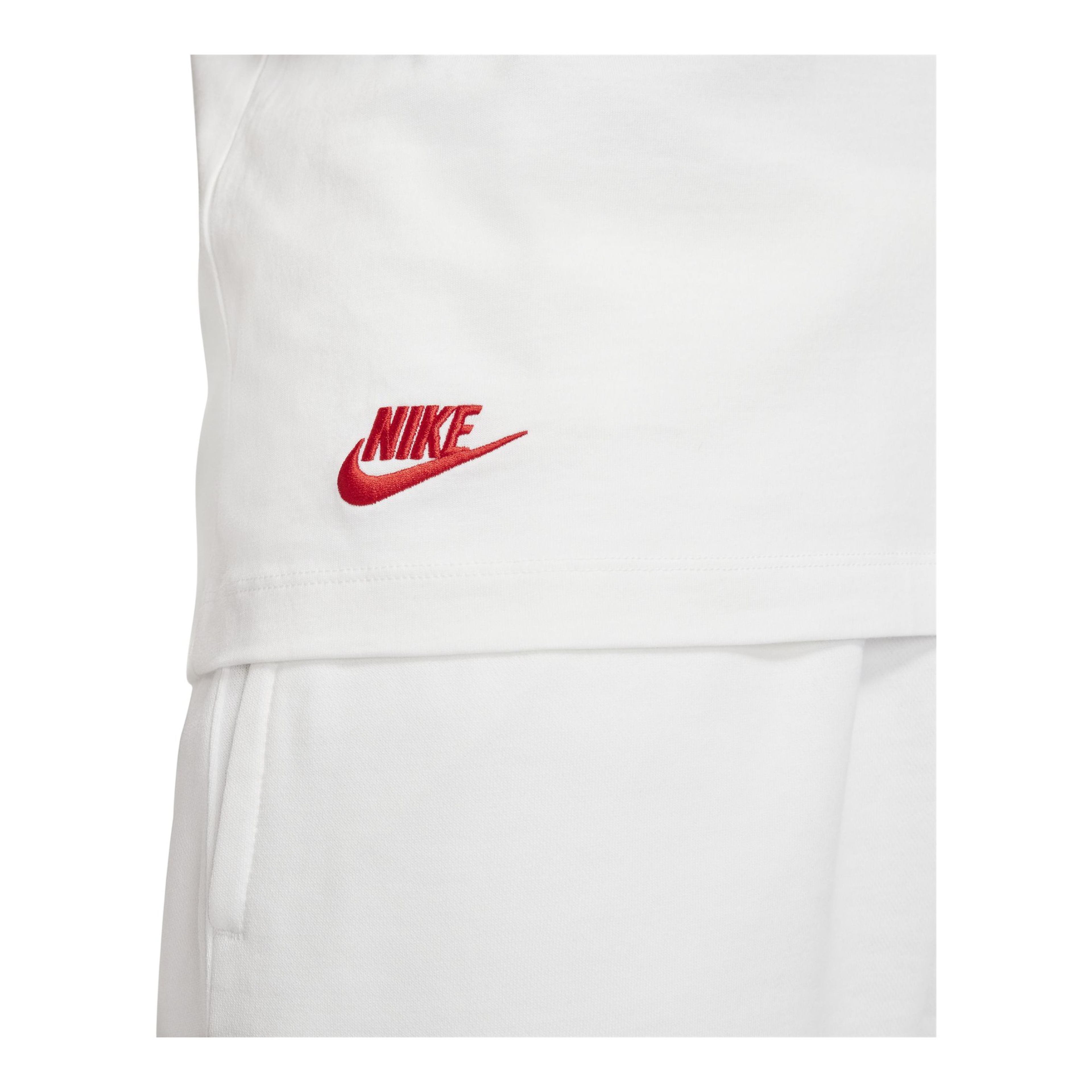 Nike Sportswear Club Essentials+ Short-Sleeve Erkek Tişört