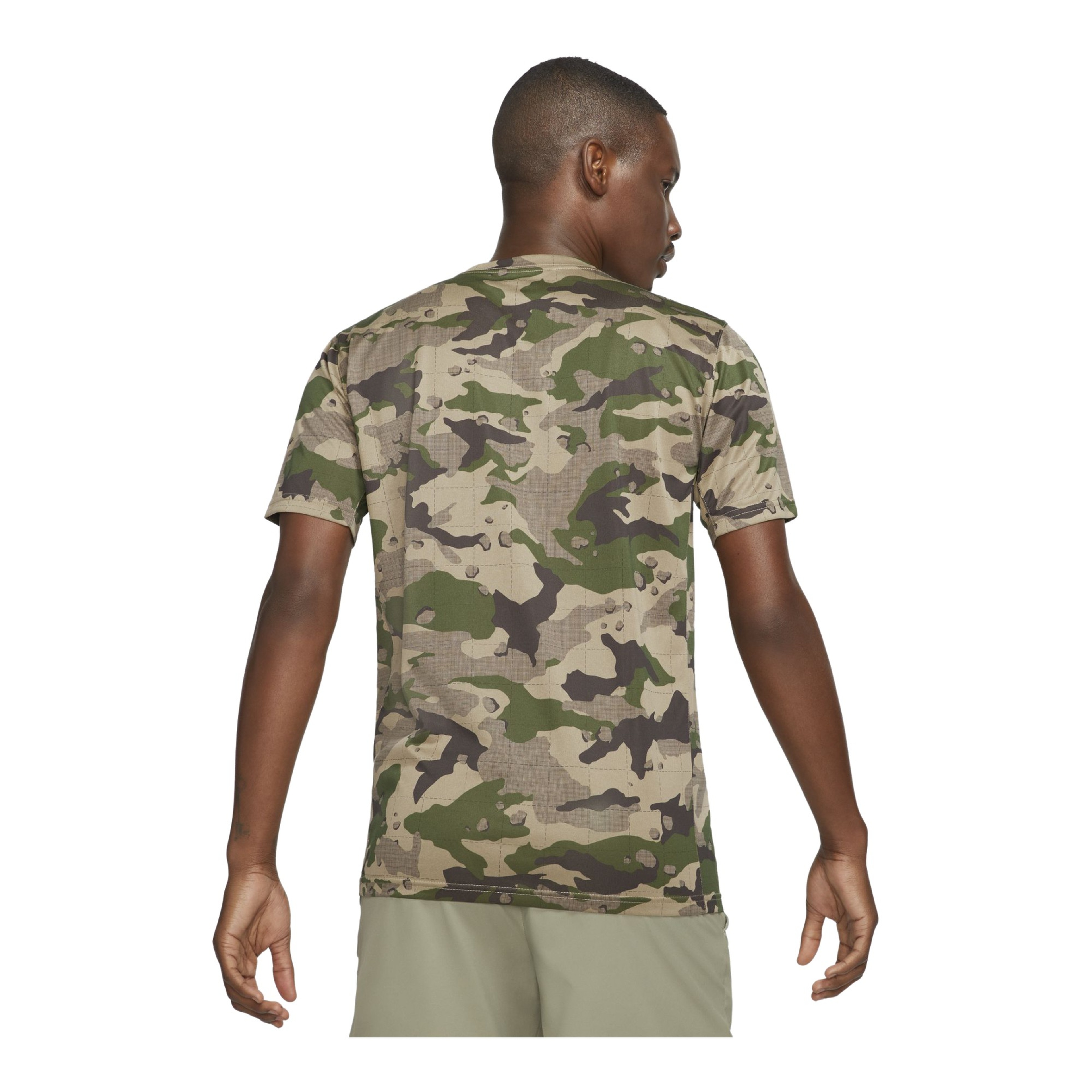 Nike Dri-Fit Camouflage Training Short-Sleeve Erkek Tişört