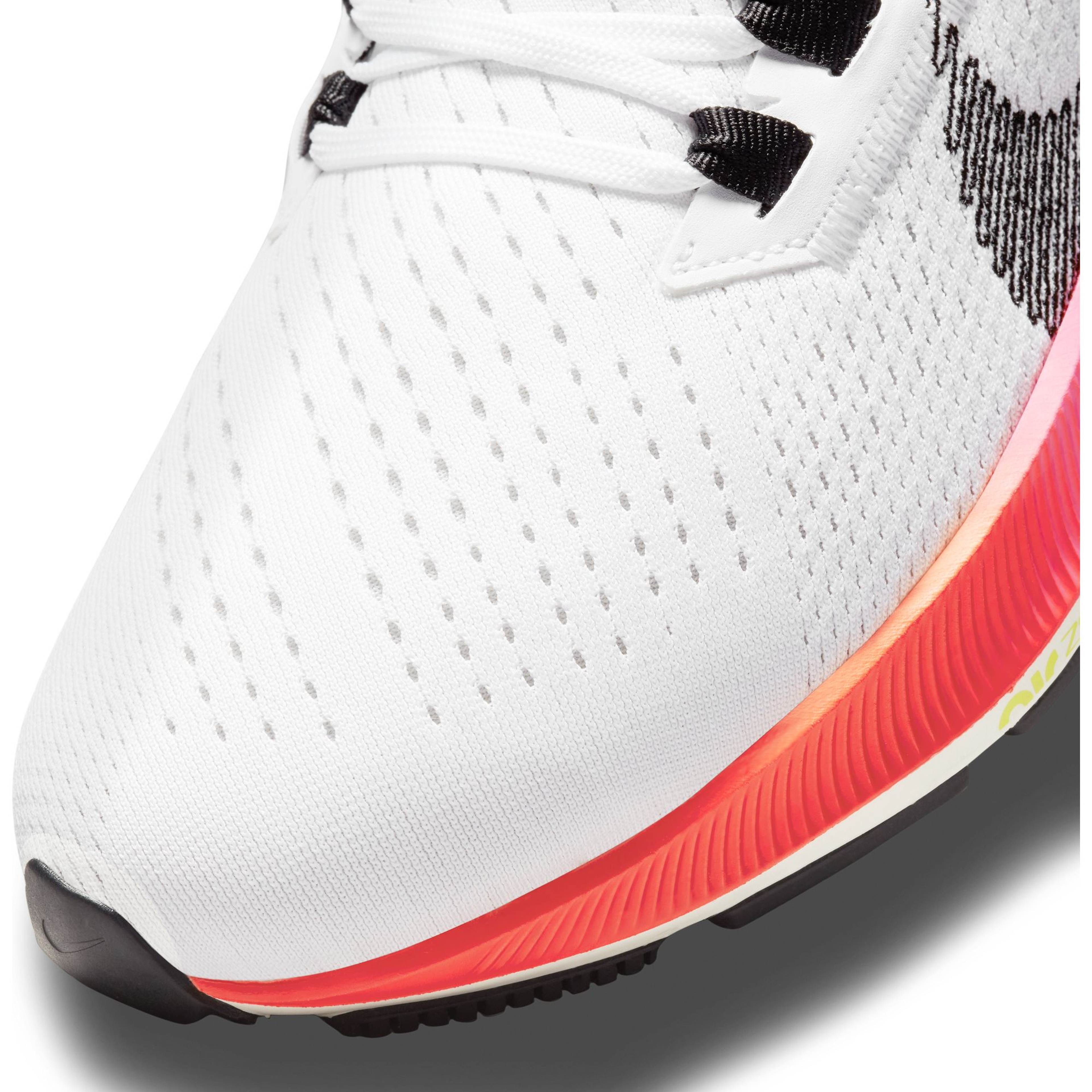 Nike Air Zoom Pegasus 38 Road Running Kadın Spor Ayakkabı