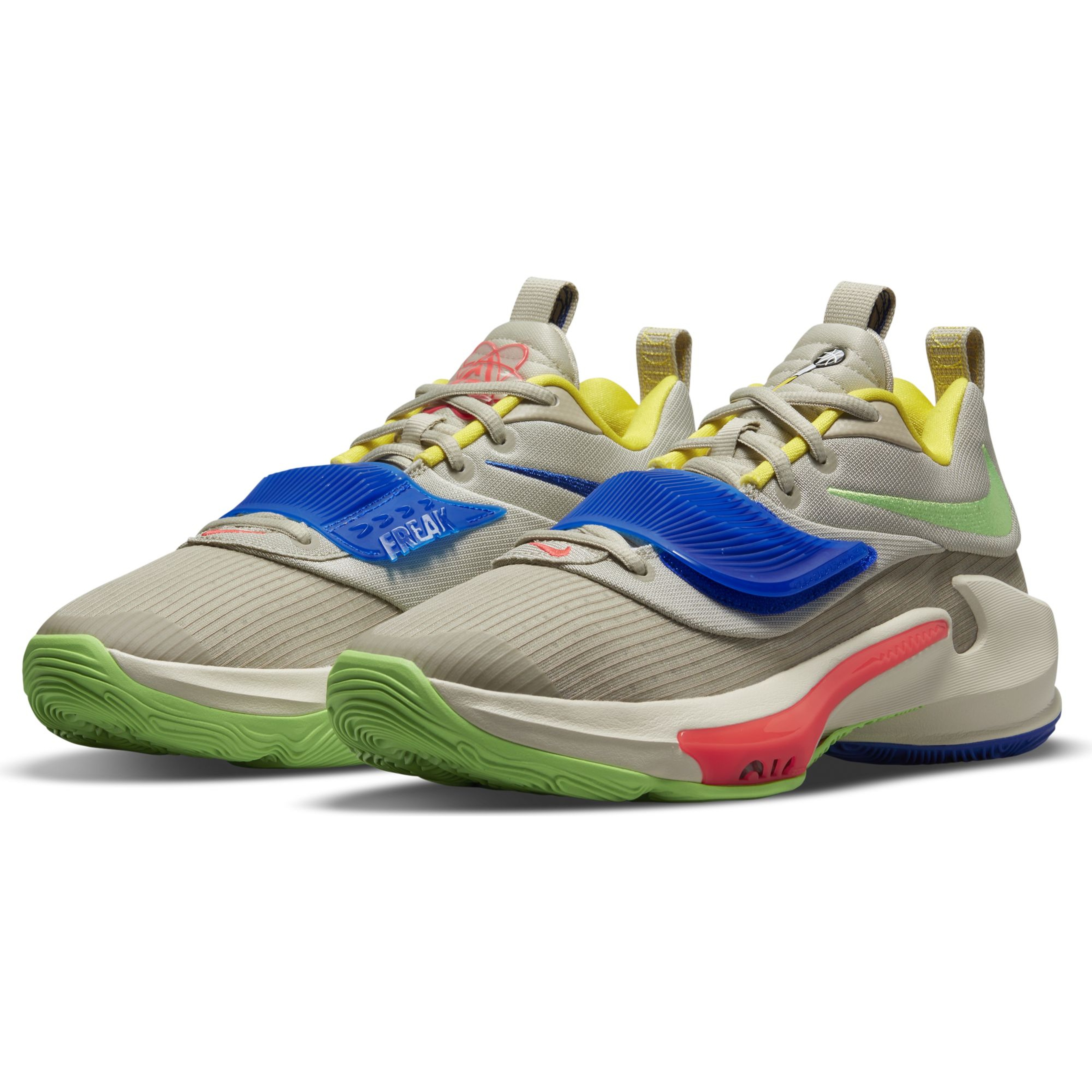 Nike Zoom Freak 3 Erkek Basketbol Ayakkabısı