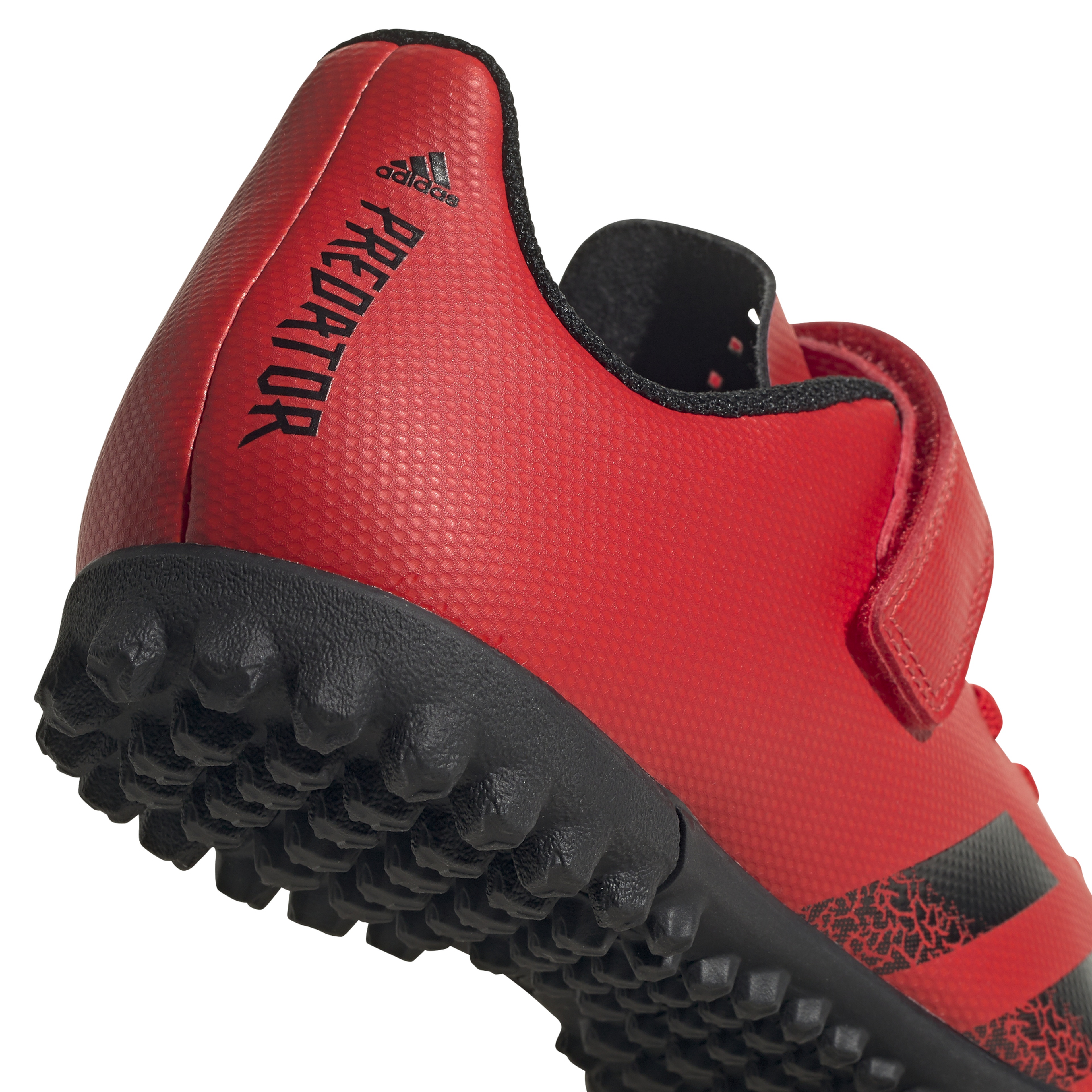 adidas Predator Freak.4 Turf FW21 Çocuk Halı Saha Ayakkabı