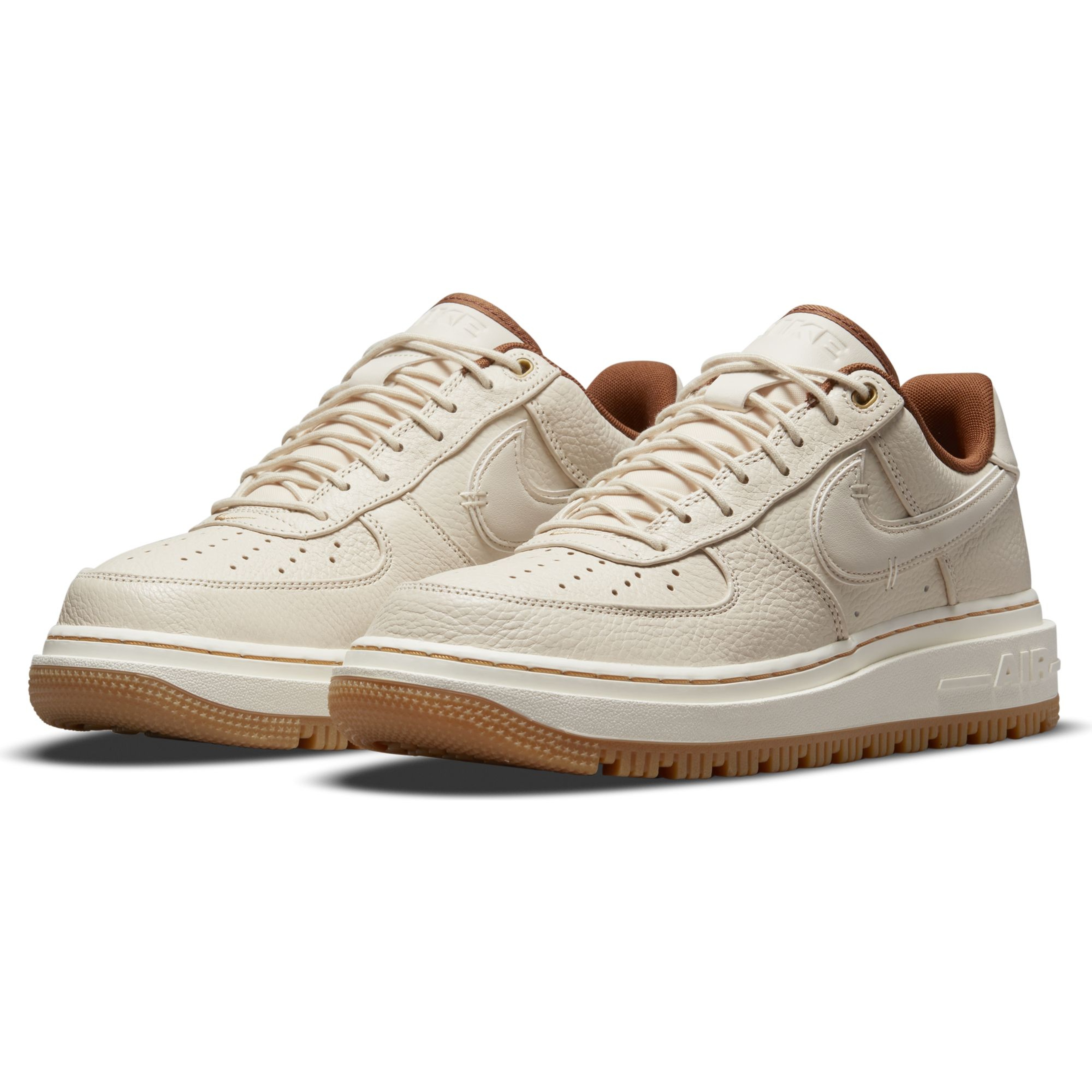 Nike Air Force 1 LUXE Erkek Spor Ayakkabı