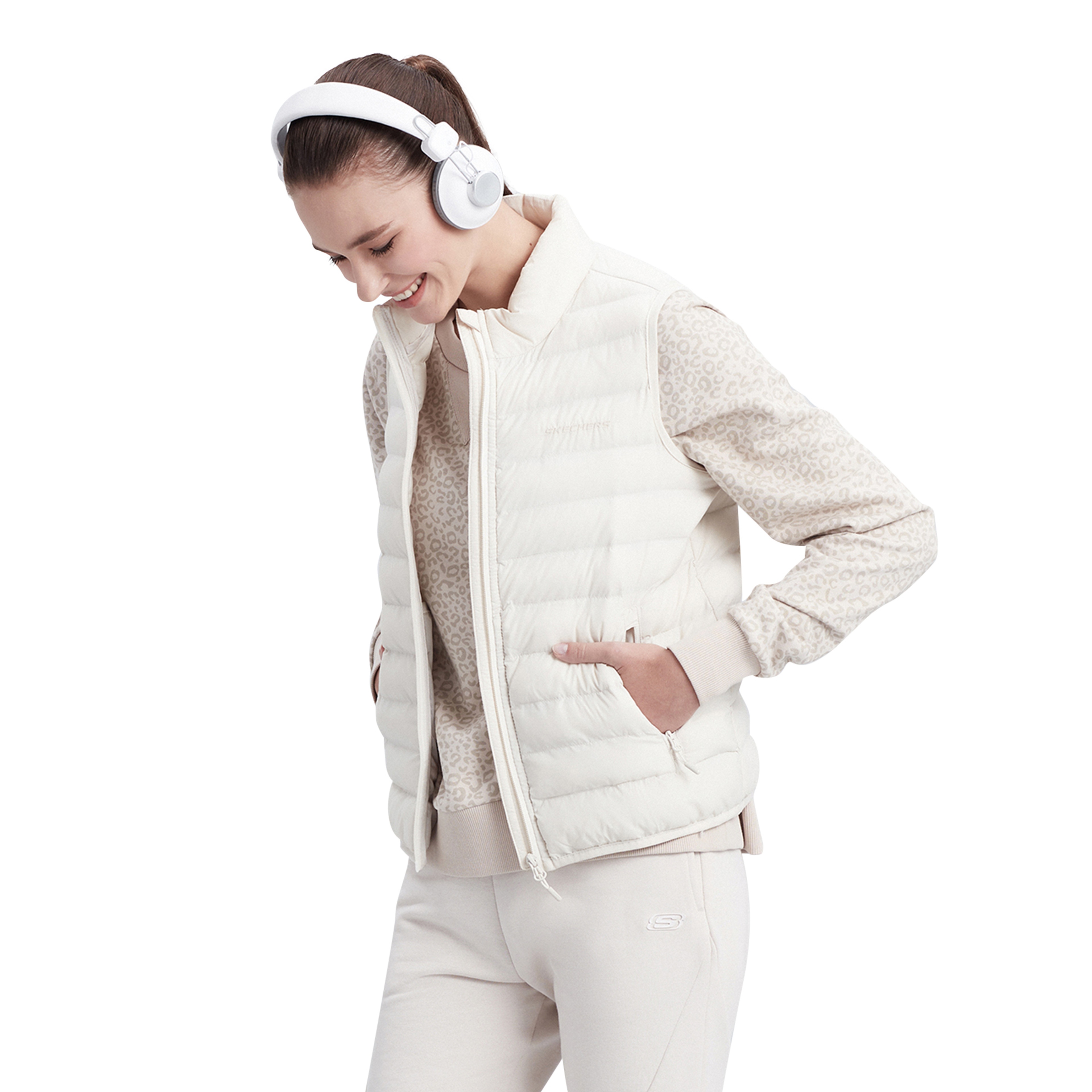 Skechers Sportswear Essential Full-Zip Kadın Yelek