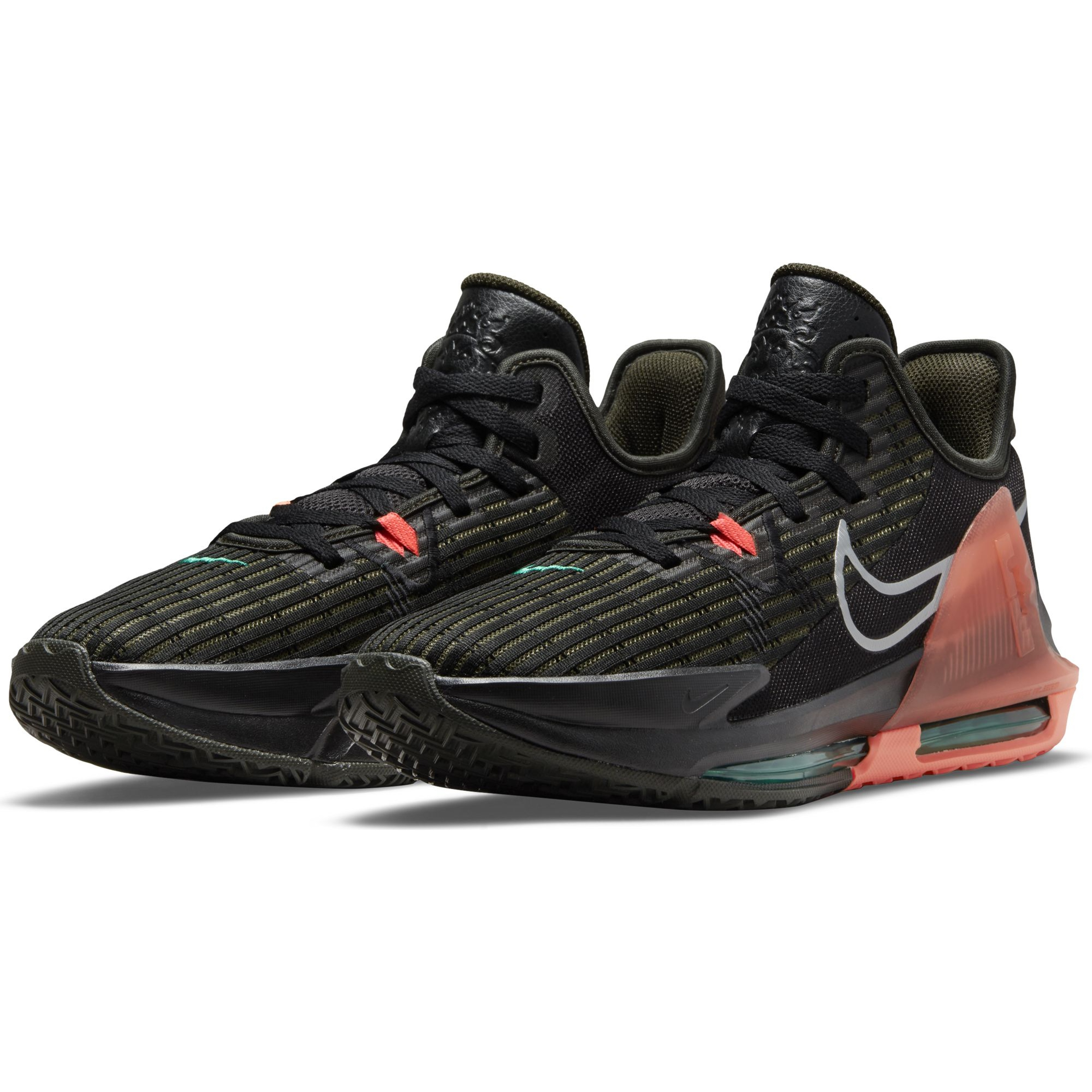 Nike LeBron James Witness VI Erkek Basketbol Ayakkabısı