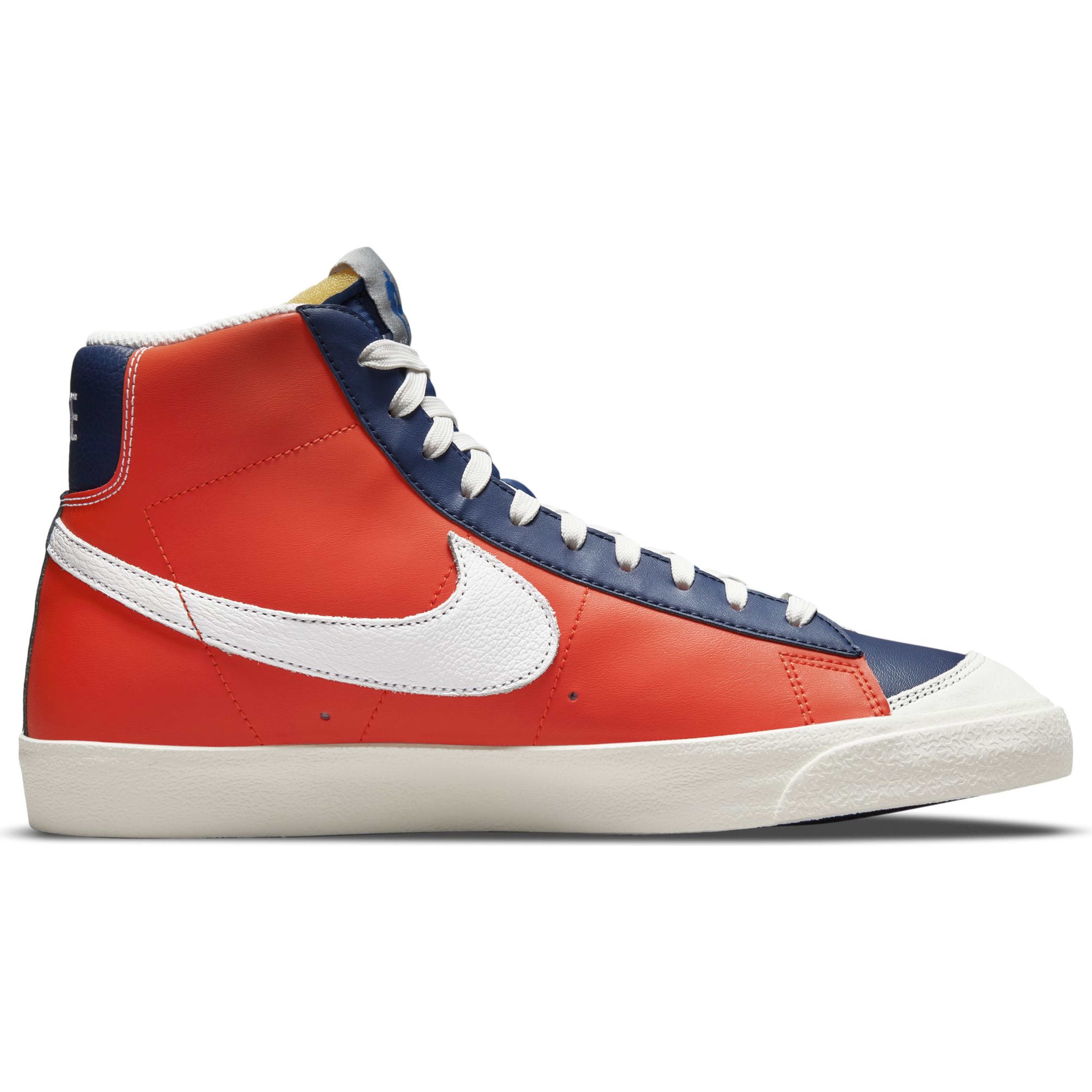 Nike Blazer Mid '77 EMB Erkek Spor Ayakkabı