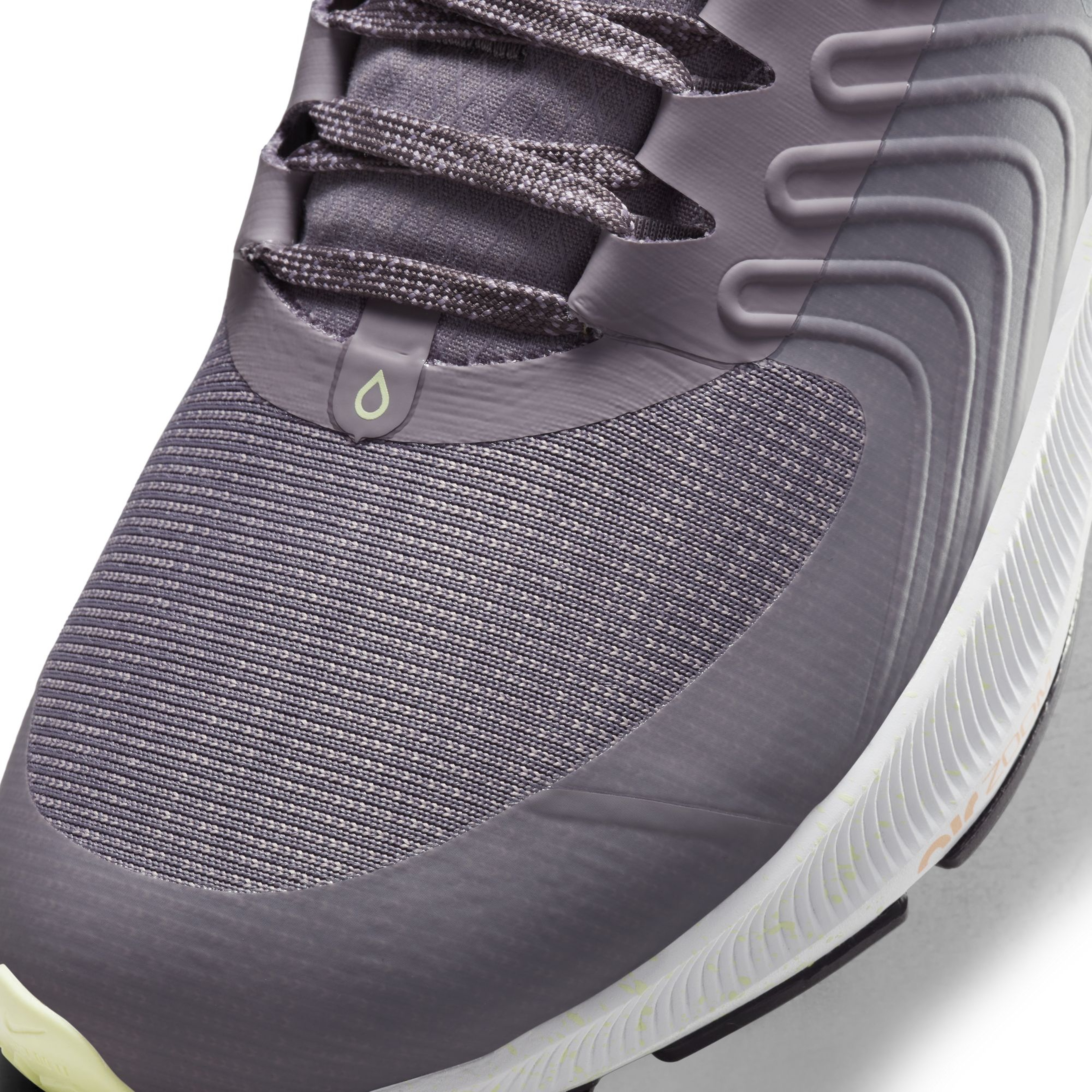 Nike Air Zoom Pegasus 38 Shield Weatherised Road Running Kadın Spor Ayakkabı