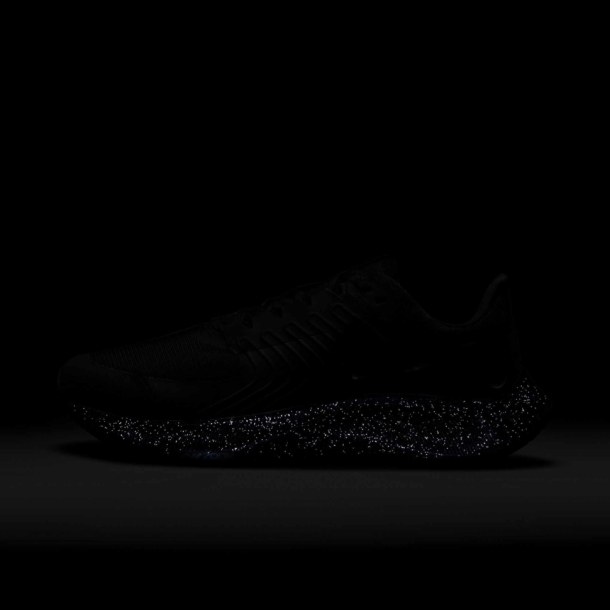 Nike Air Zoom Pegasus 38 Shield Weatherised Road Running Kadın Spor Ayakkabı