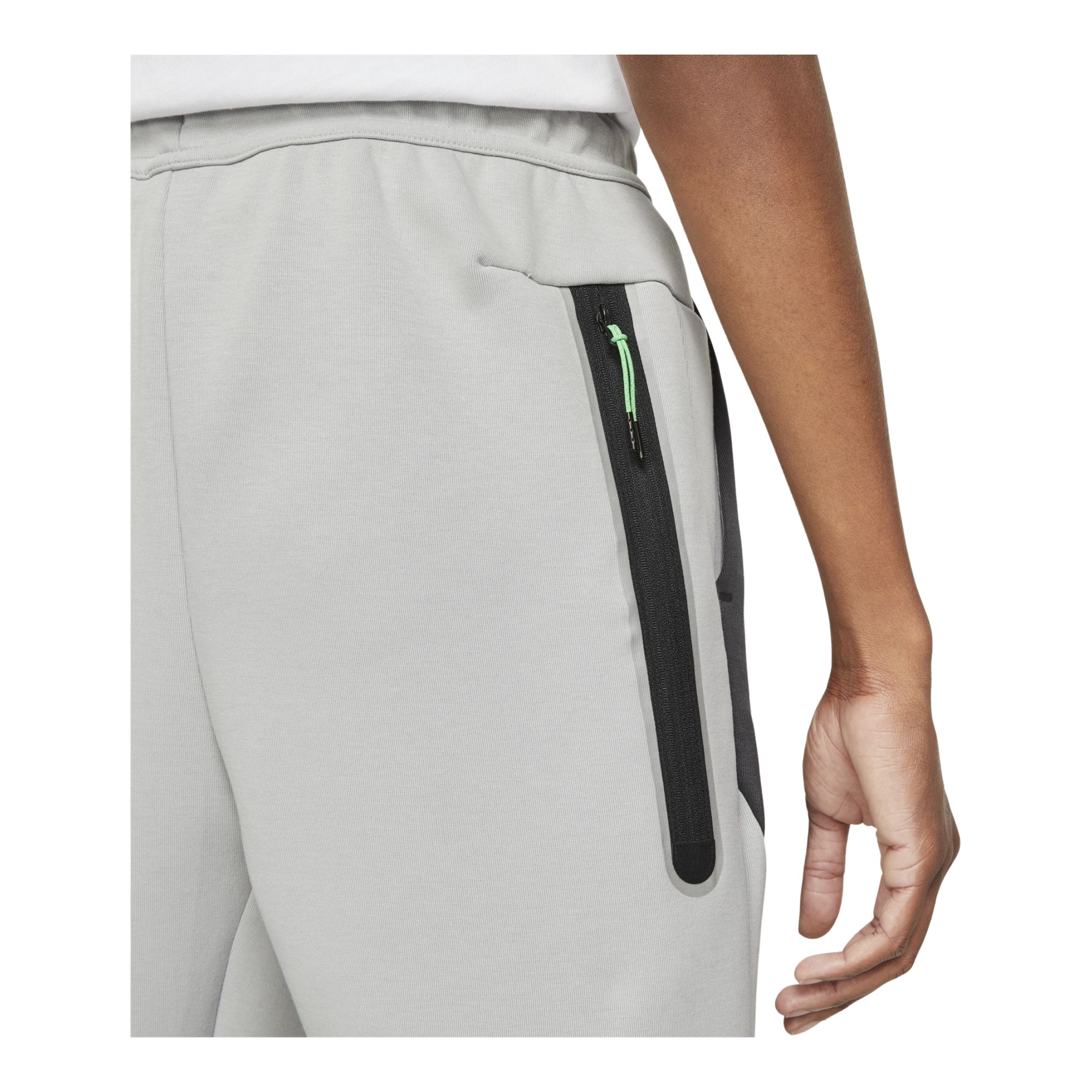 Nike Sportswear Tech Fleece Jogger Erkek Eşofman Altı