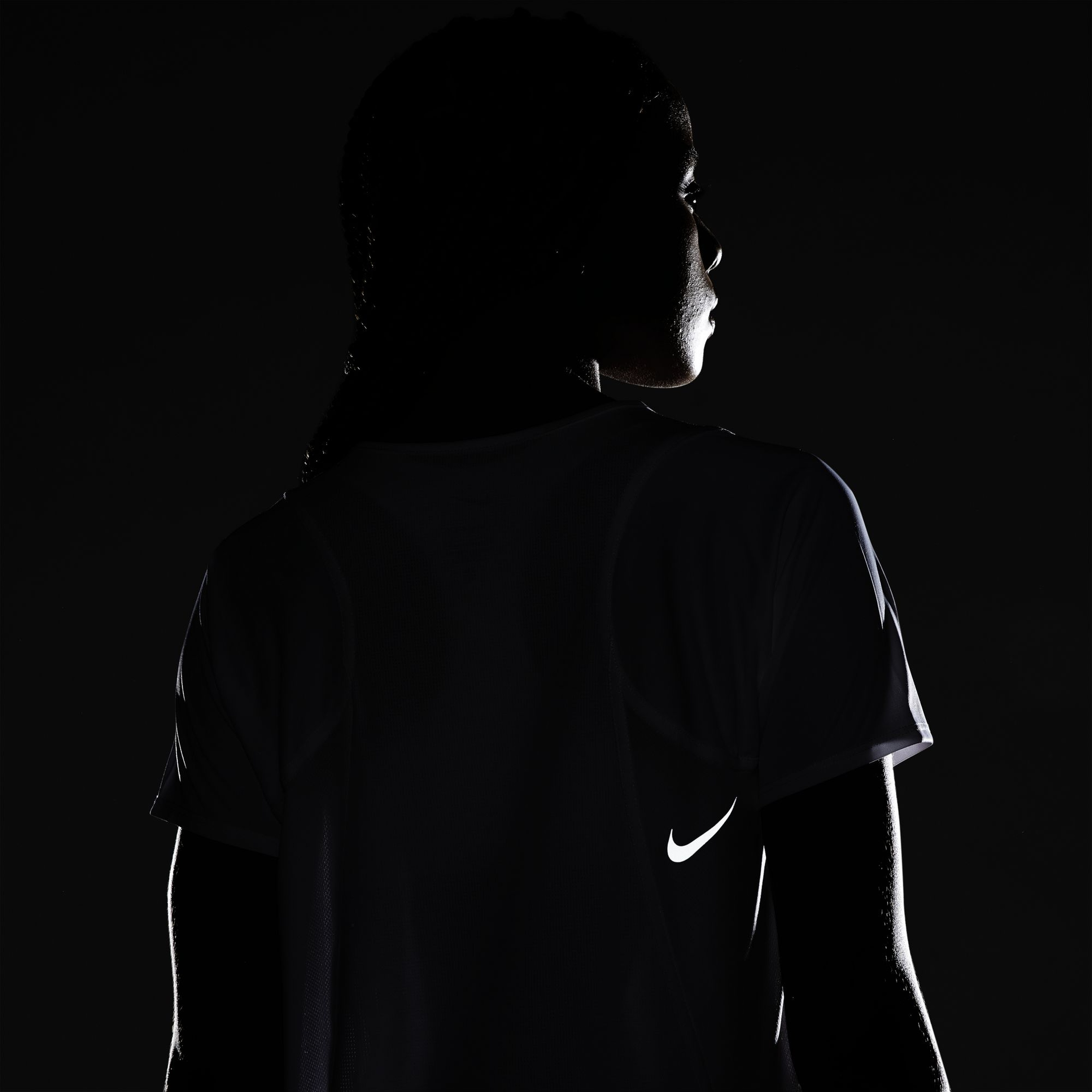 Nike Dri-Fit Race Running Short-Sleeve Kadın Tişört