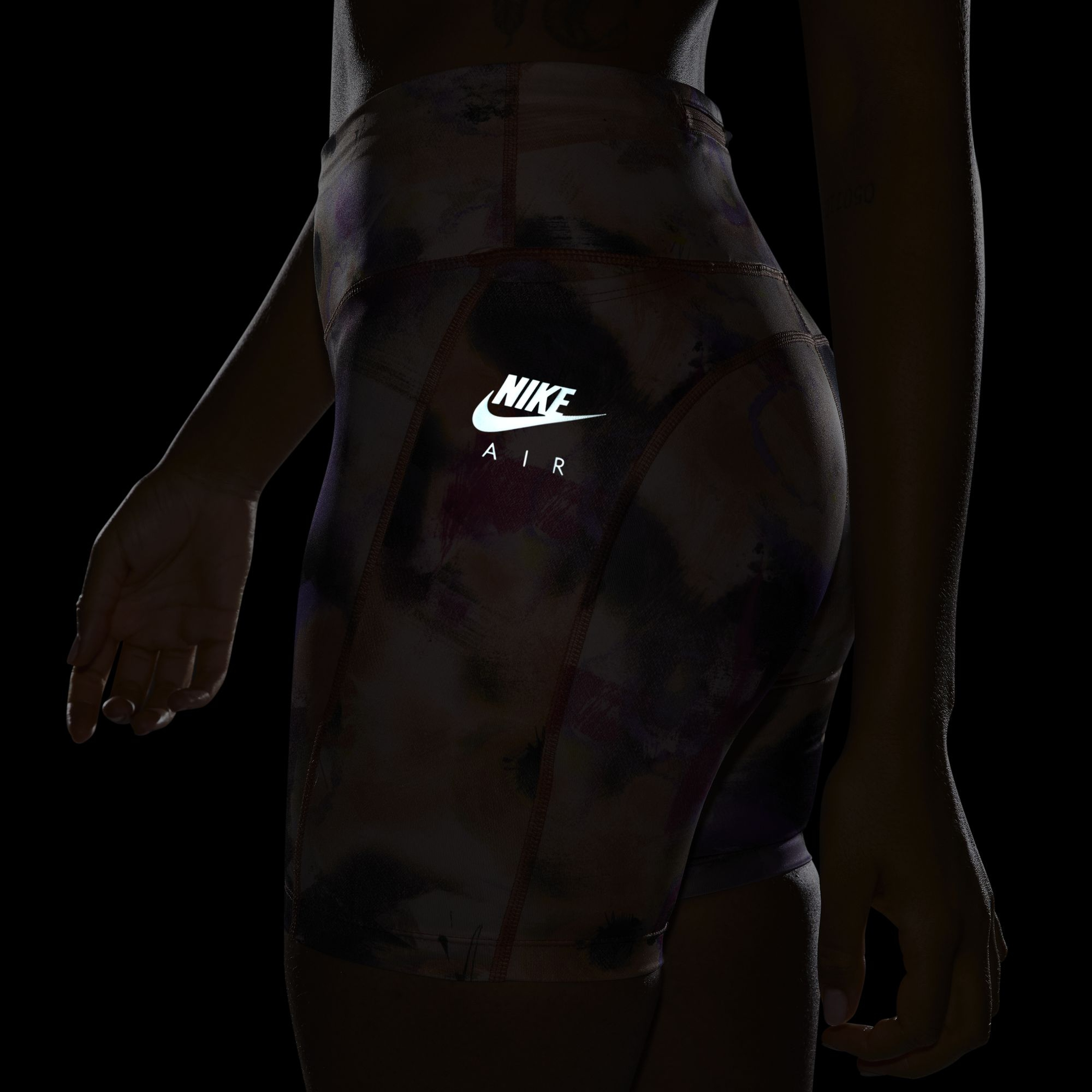 Nike Air Dri-Fit Fast 18cm (approx.) Running Mid-Rise Kadın Şort