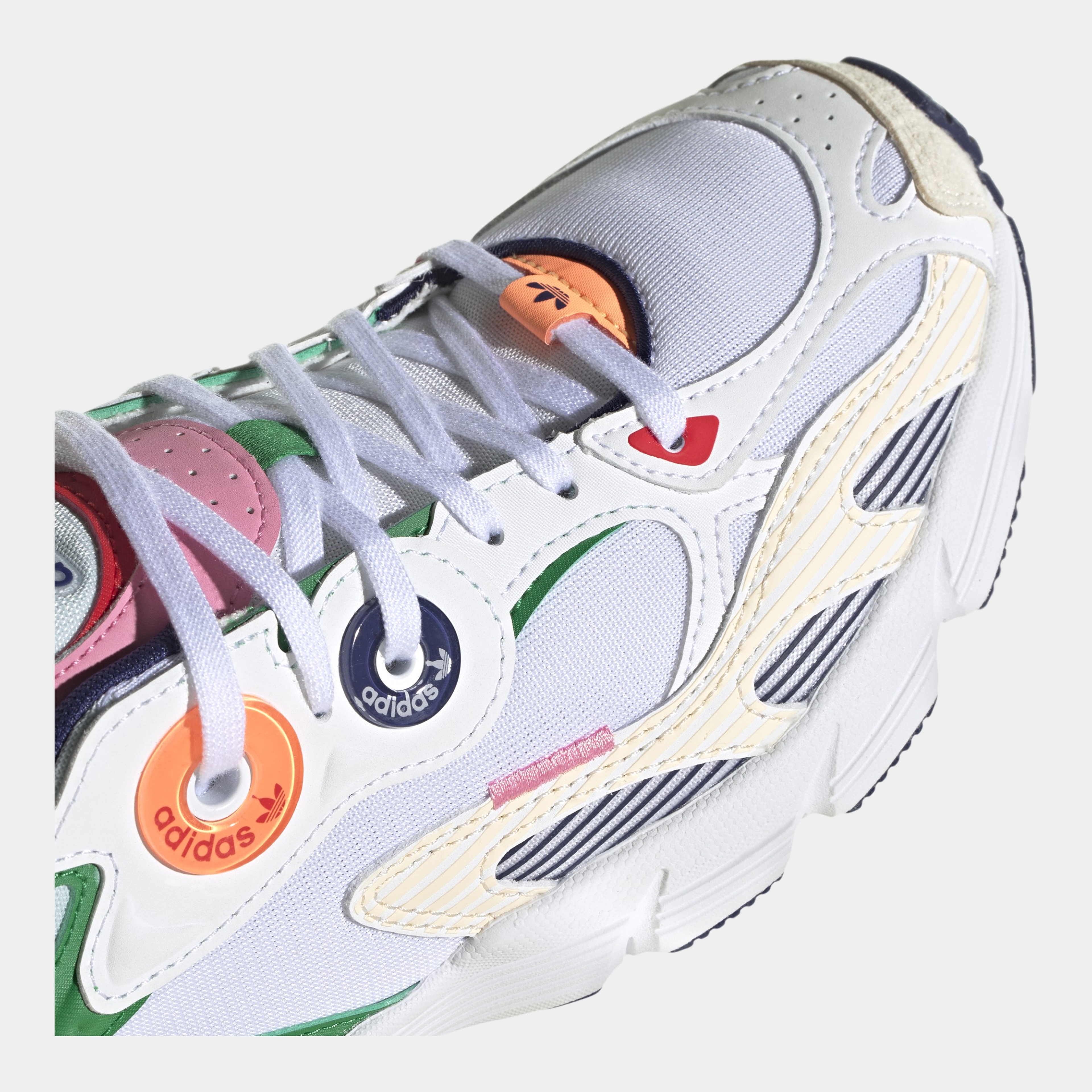 adidas Astir Lifestyle Kadın Spor Ayakkabı