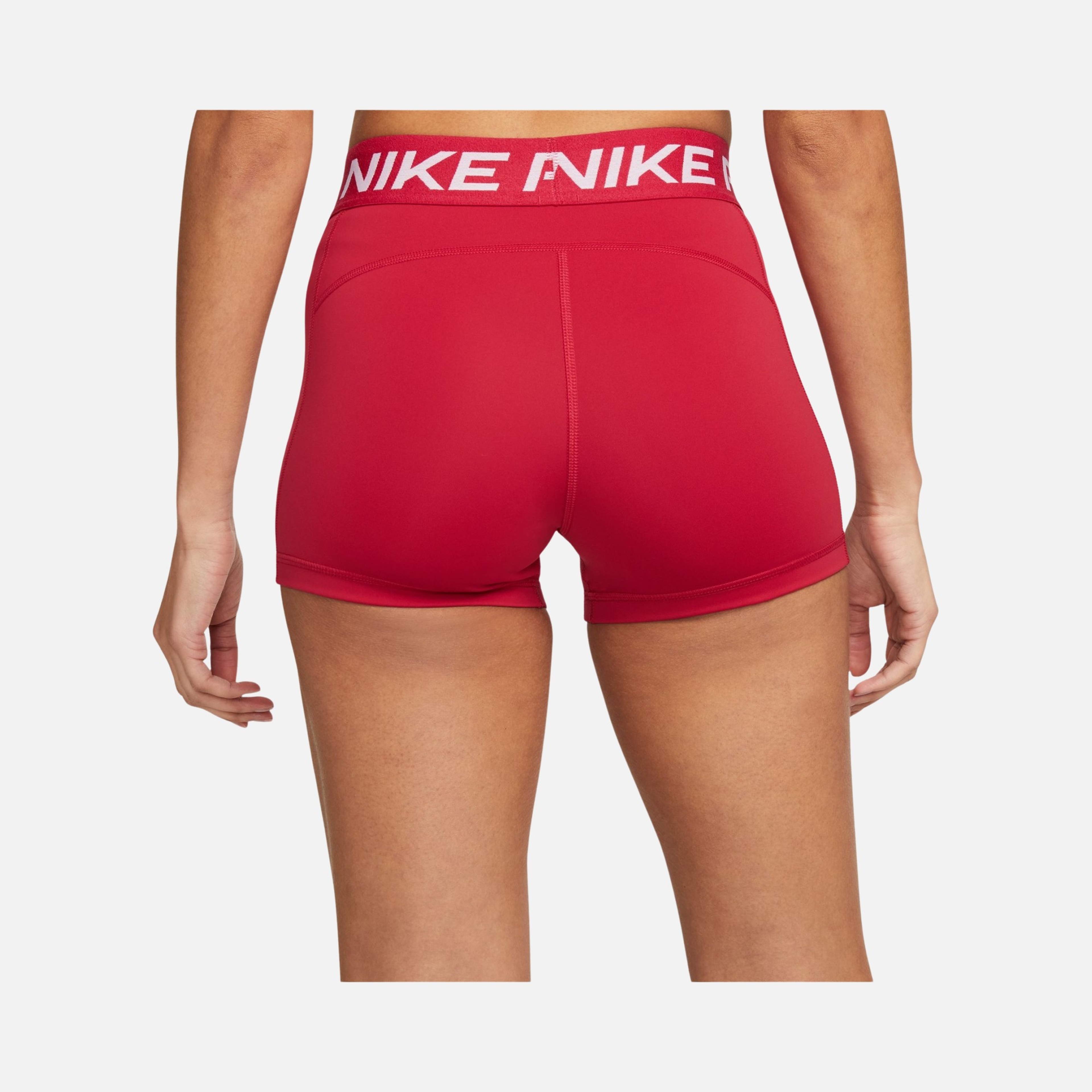 Nike Pro 8 cm Training Kadın Şort