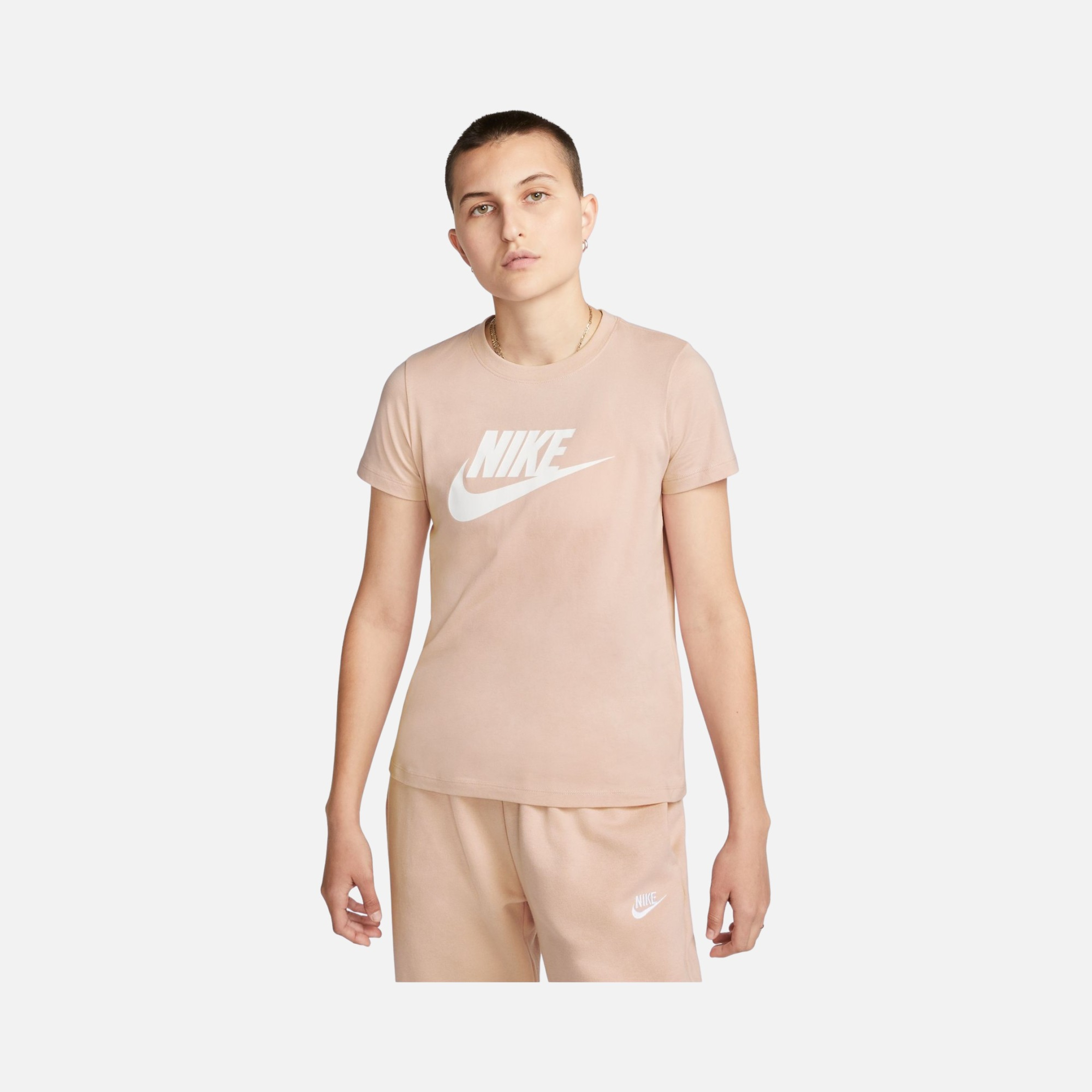 Nike Sportswear Icon Futura Essential Short-Sleeve Kadın Tişört