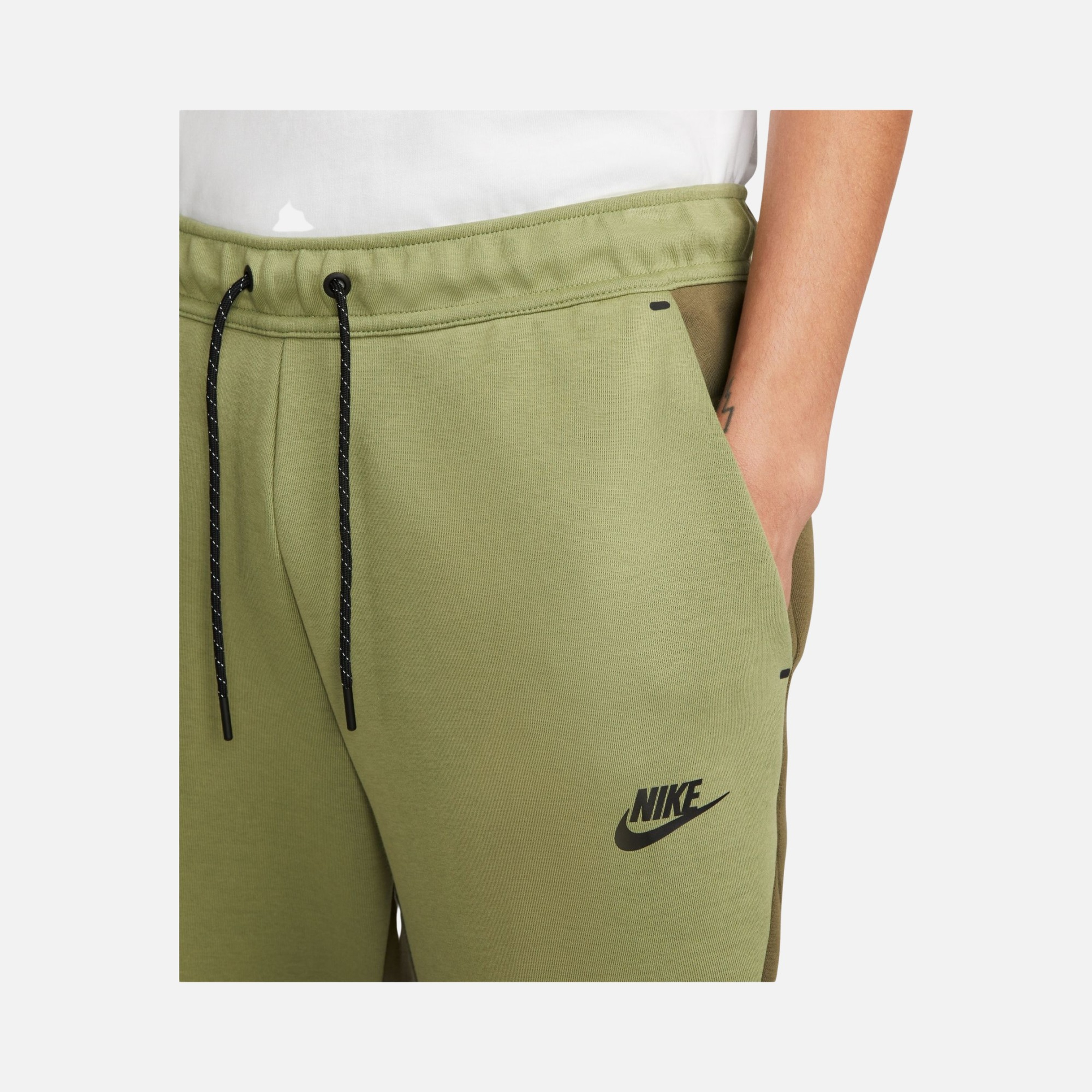 Nike Sportswear Tech Fleece Jogger Erkek Eşofman Altı