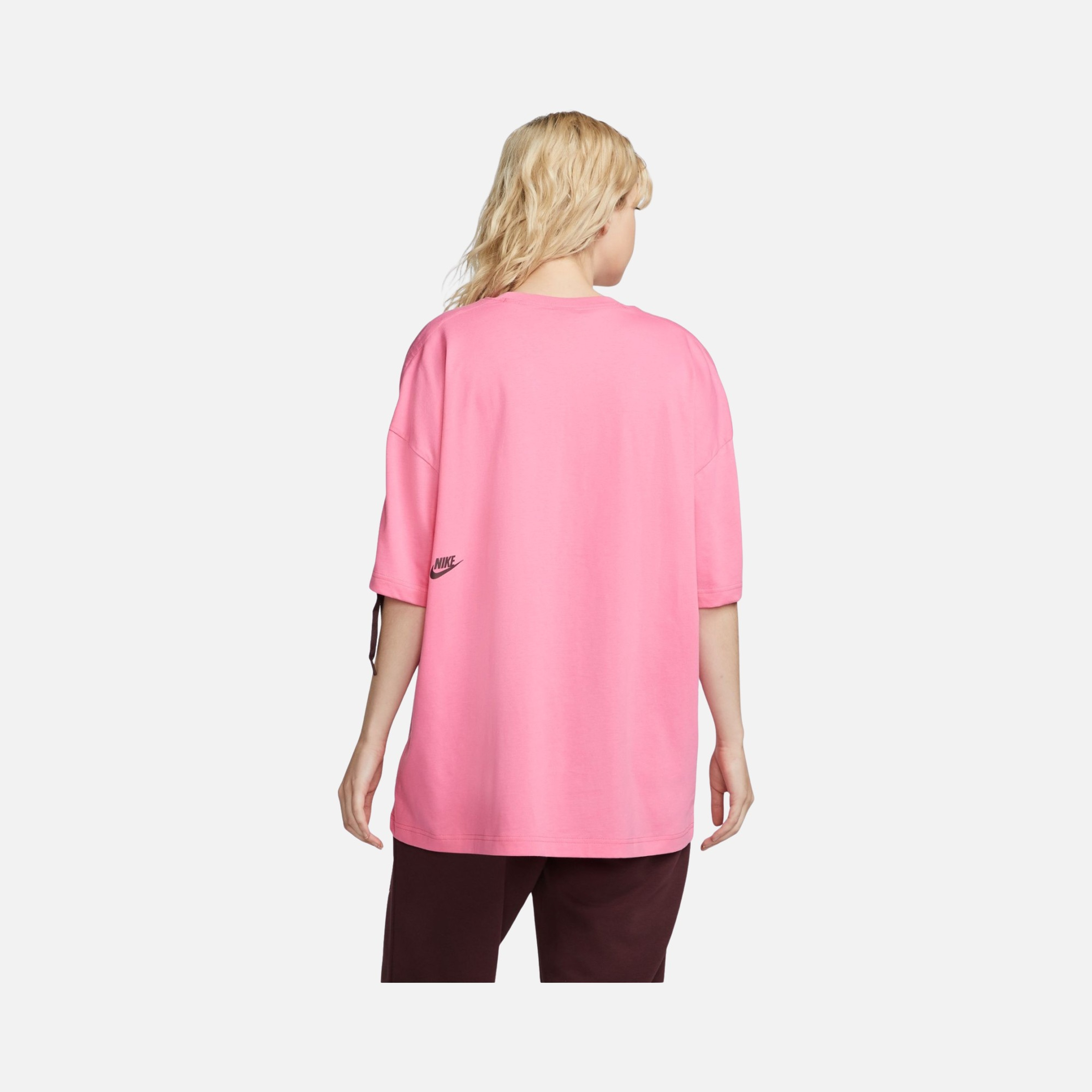 Nike Sportswear Dance Short-Sleeve Kadın Tişört