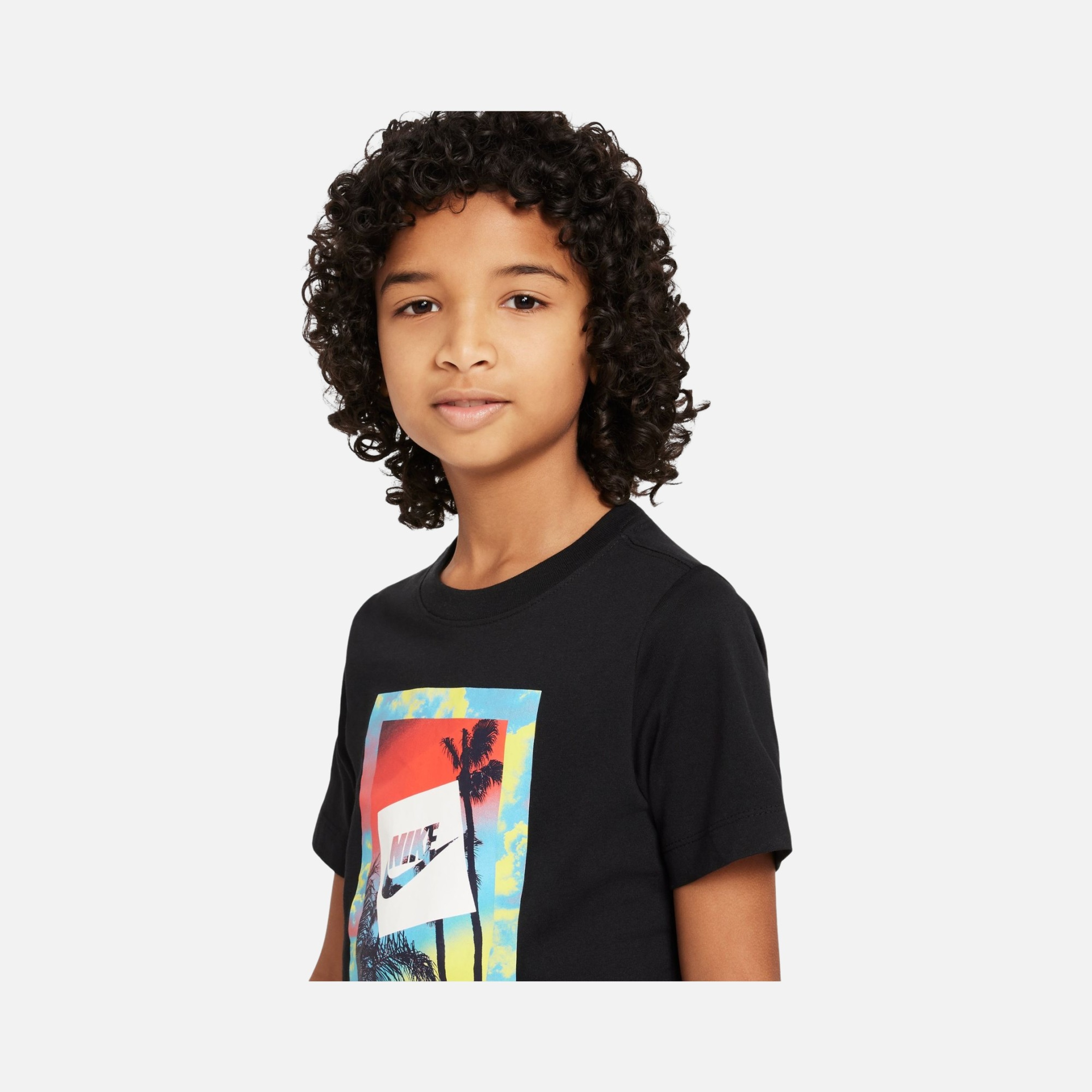 Nike Sportswear Photo 1 Graphic Short-Sleeve (Boys') Çocuk Tişört