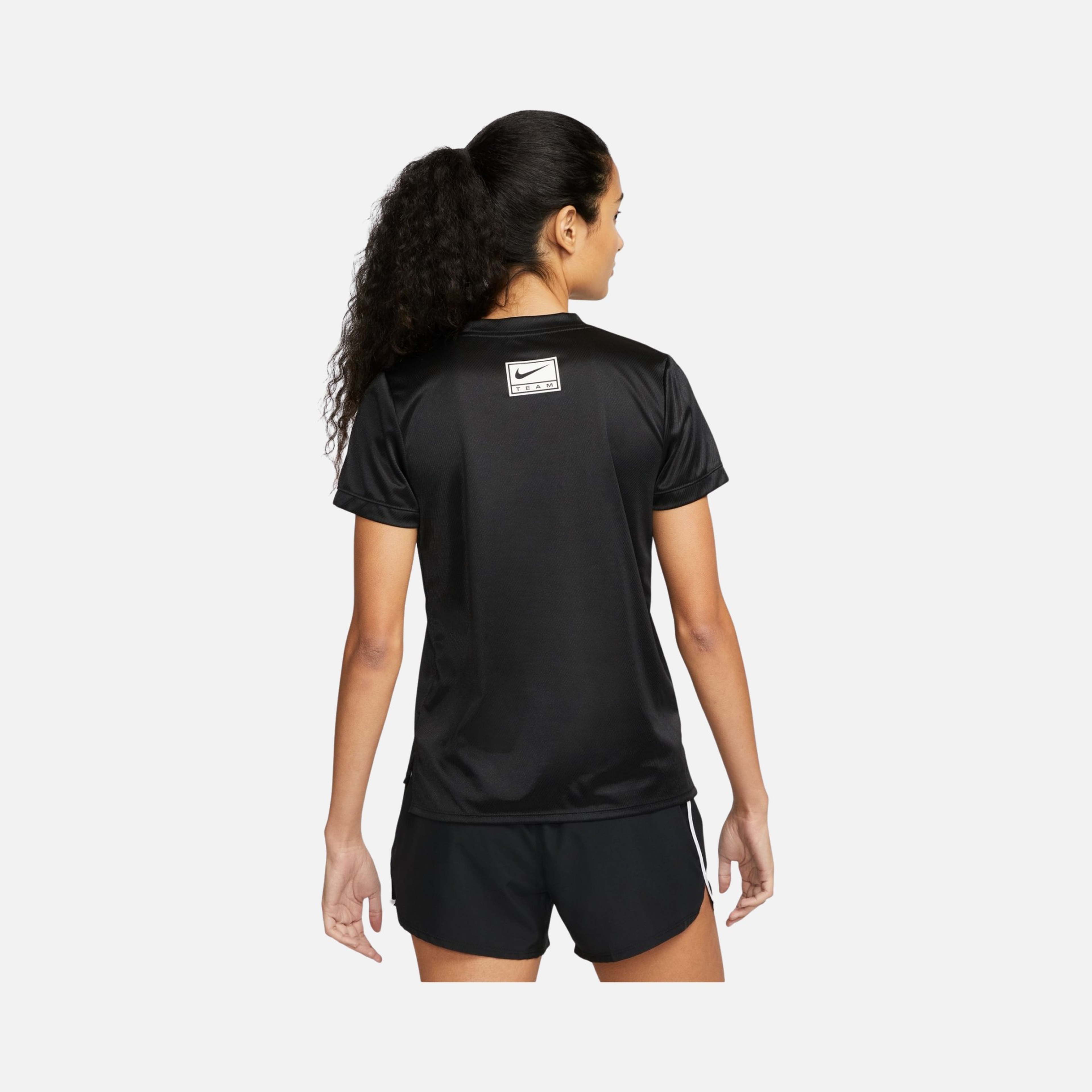 Nike Dri-Fit Swoosh Graphic Running Short-Sleeve Kadın Tişört
