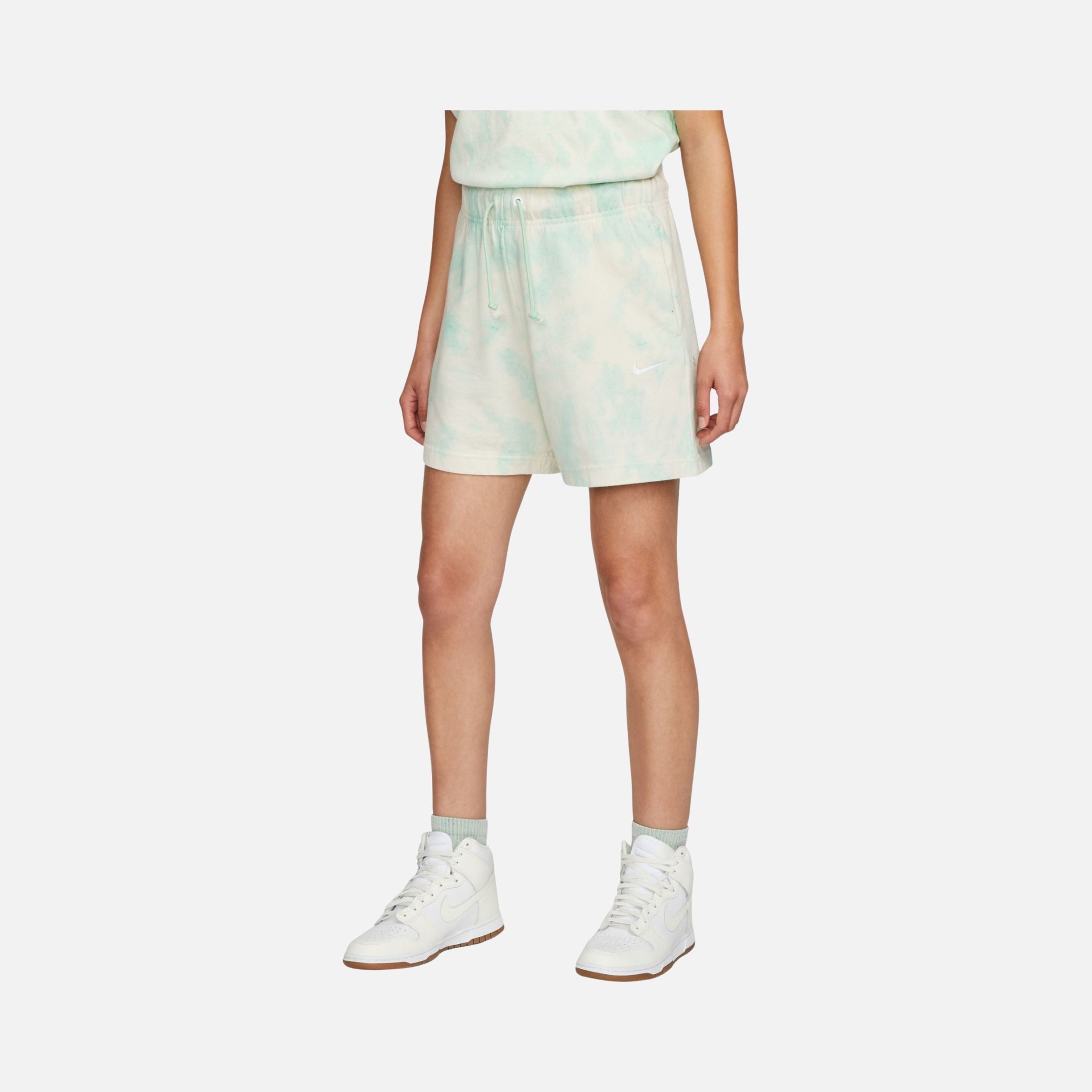 Nike Sportswear Wash Easy High Waisted Kadın Şort