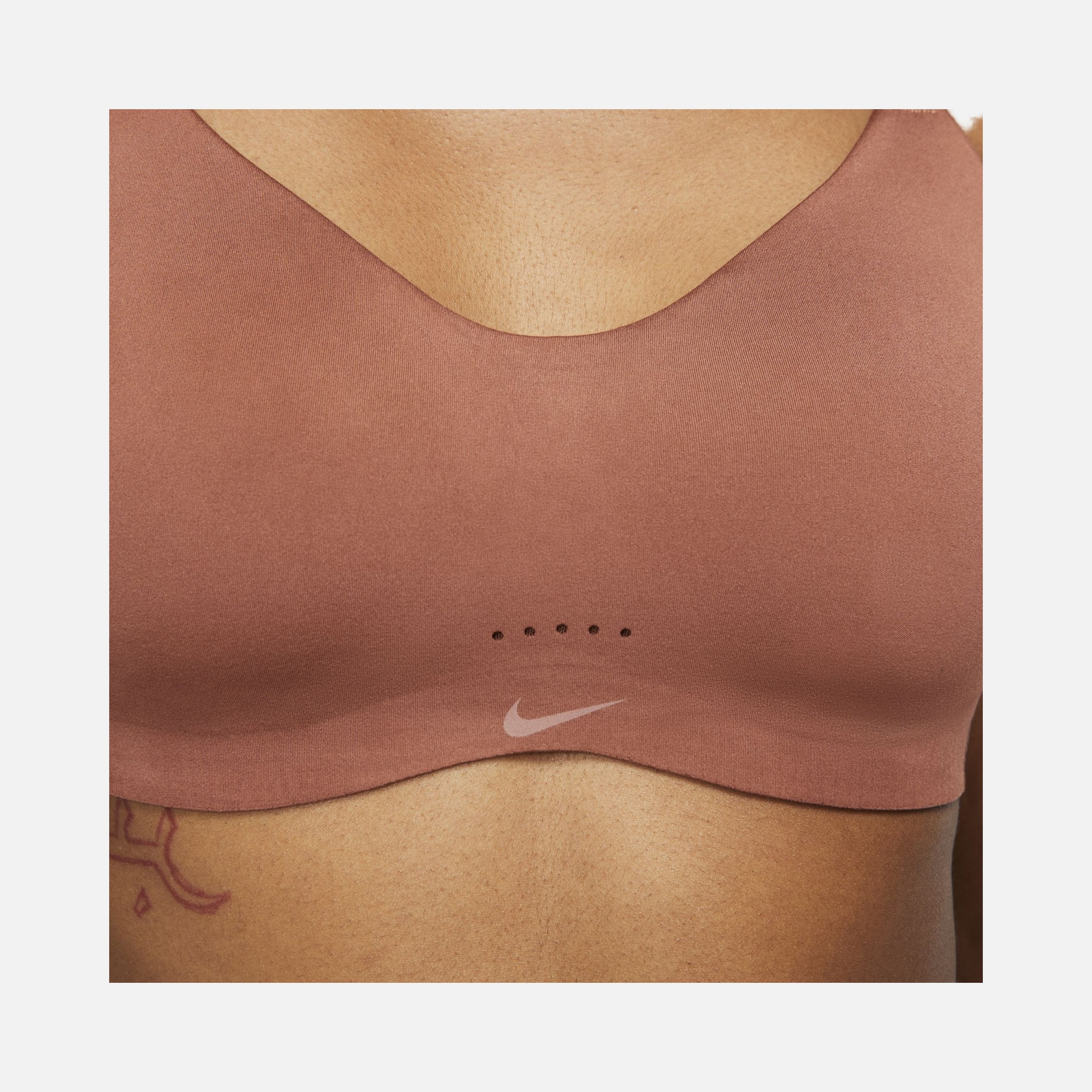 Nike Alate Minimalist Light-Support Padded Kadın Bra