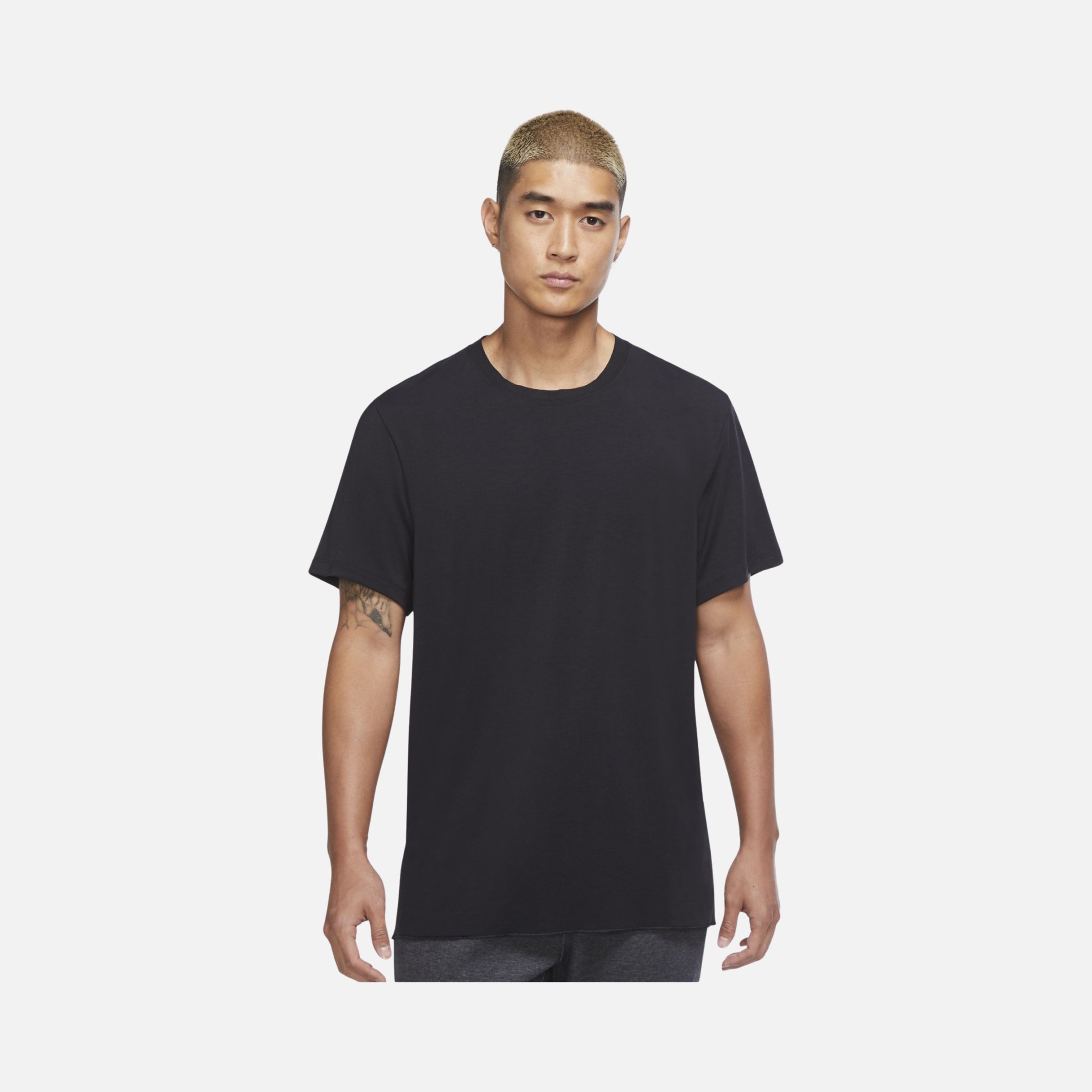 Nike Yoga Dri-Fit Short-Sleeve Erkek Tişört